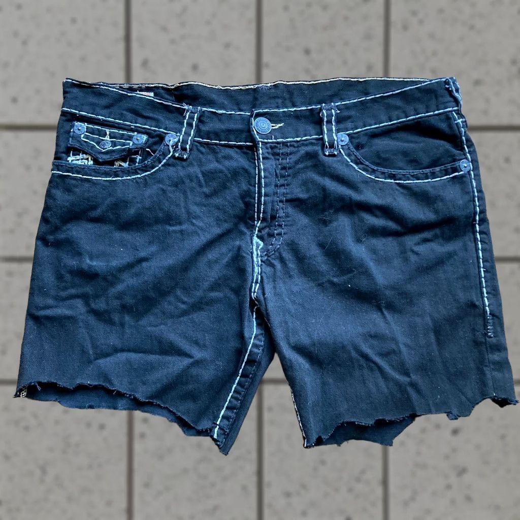 True Religion True Religion Jeans Shorts Bermuda Mens 40 Ricky Super T Flap Pocket USA Frayed Black Denim Cotton 5-Pocket USA Grunge Hip Hop Bermuda 40 Mens Size US 40 / EU 56 - 1 Thumbnail
