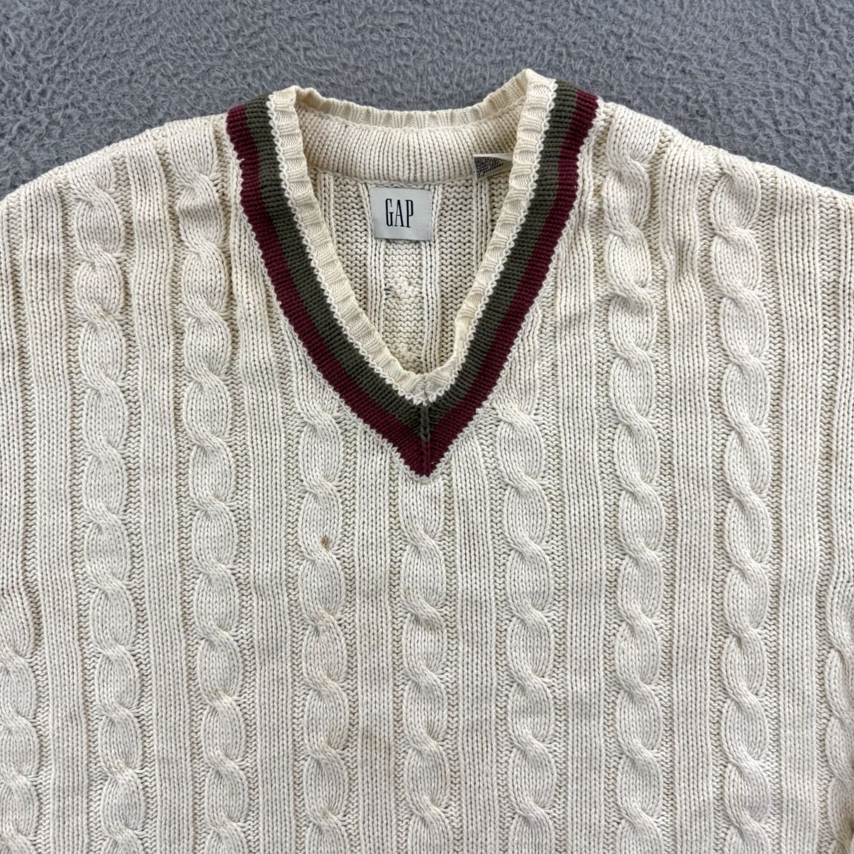 Gap VINTAGE Gap Sweater Mens 2XL Ivory Cable Knit V Neck Tennis Cricket 90s Y2K Size US XXL / EU 58 / 5 - 3 Thumbnail