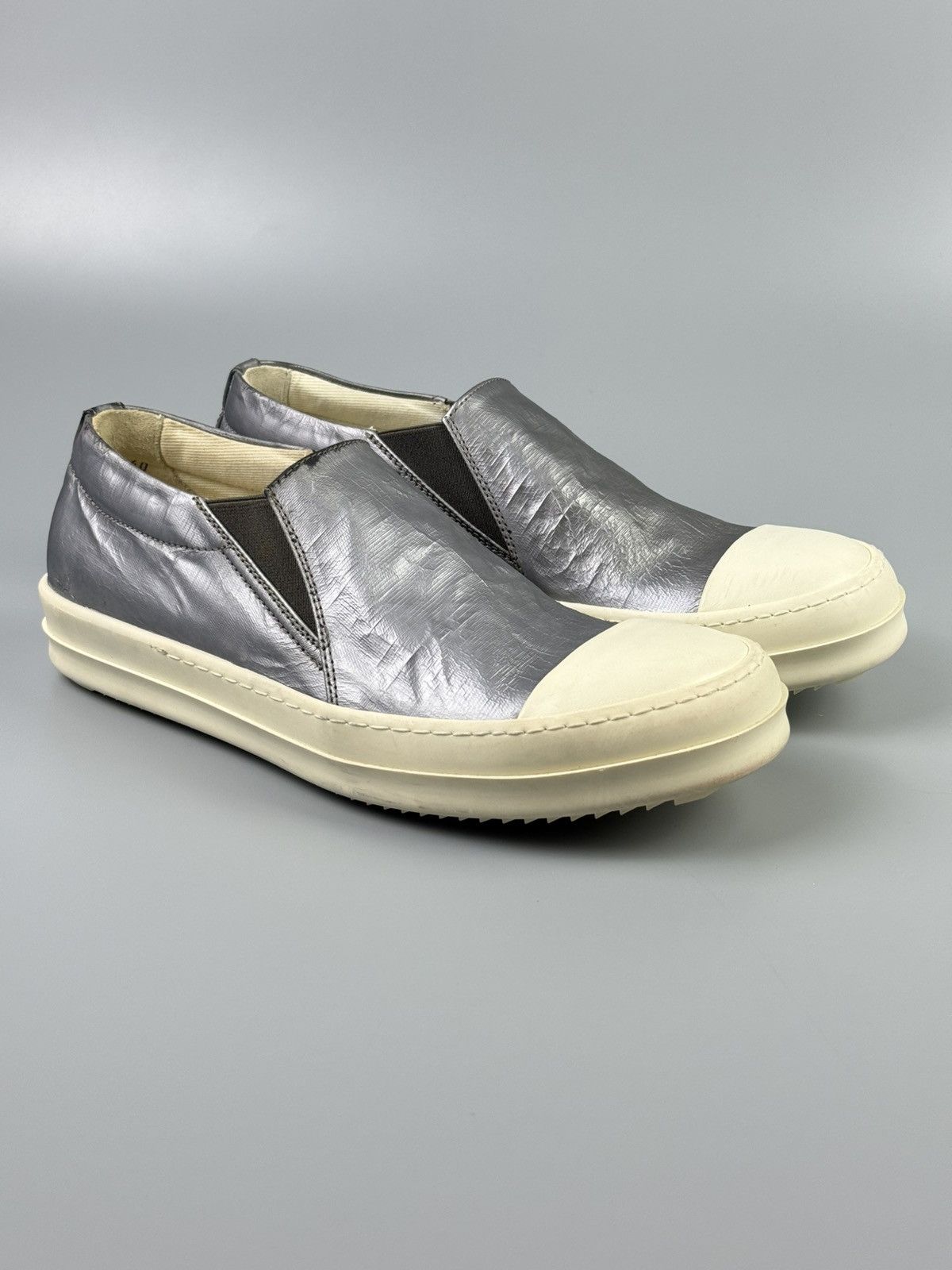 Rick Owens Drkshdw Rick Owens Drkshdw - Silver Slip on Boat Sneakers Size US 7 / EU 40 - 1 Thumbnail