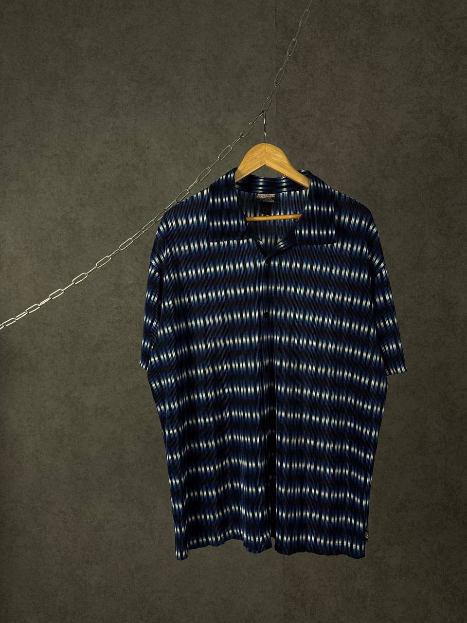 Vintage Epidemic vintage crazy made in USA shirt Size US XL / EU 56 / 4 - 1 Thumbnail