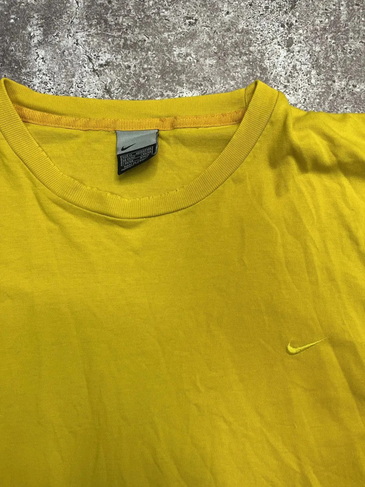 Nike Nike Vintage Y2K Yellow Mini Swoosh T Shirt Size US XL / EU 56 / 4 - 2 Thumbnail