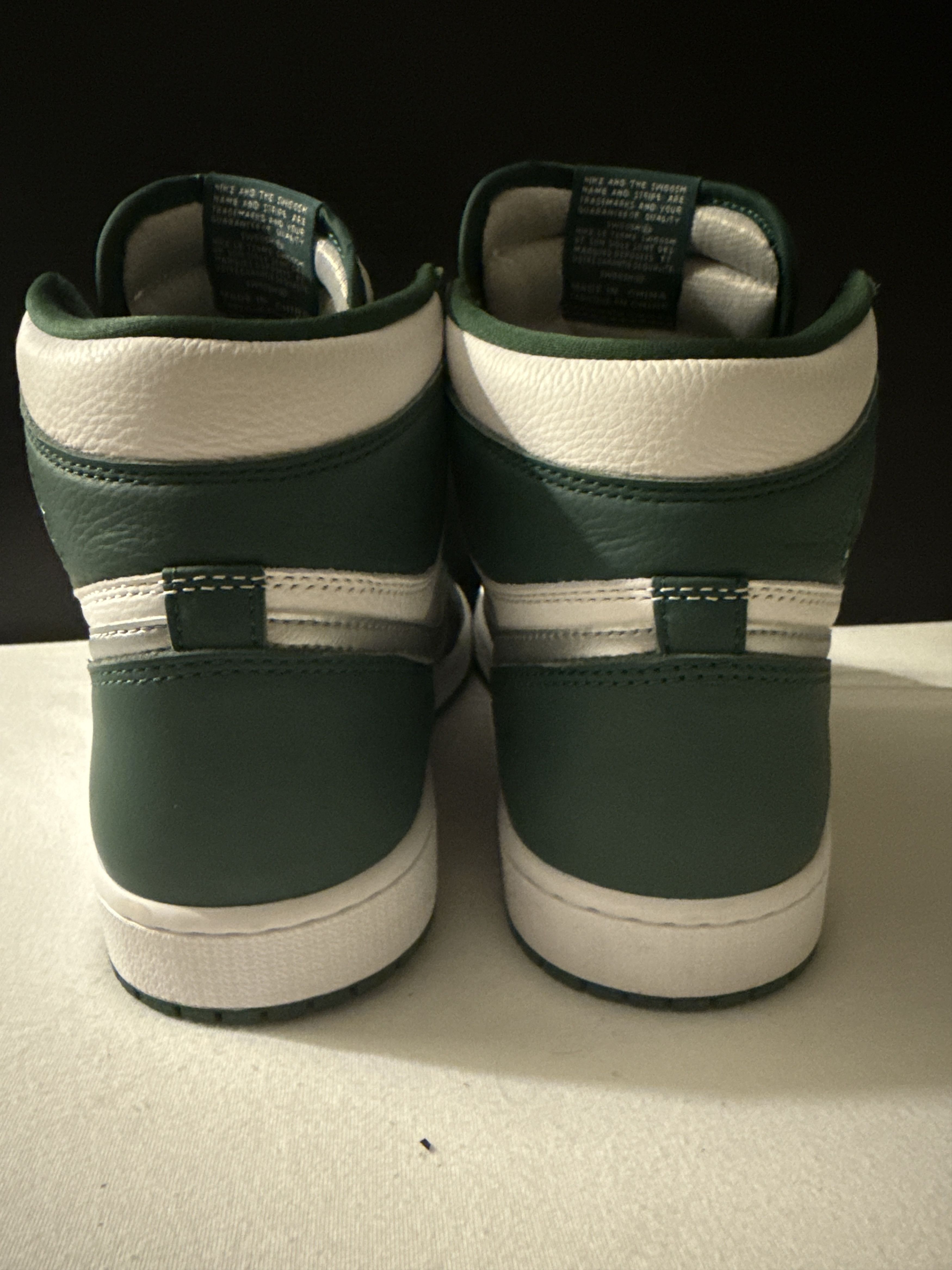 Nike jordan 1 high george green Size US 10 / EU 43 - 4 Thumbnail