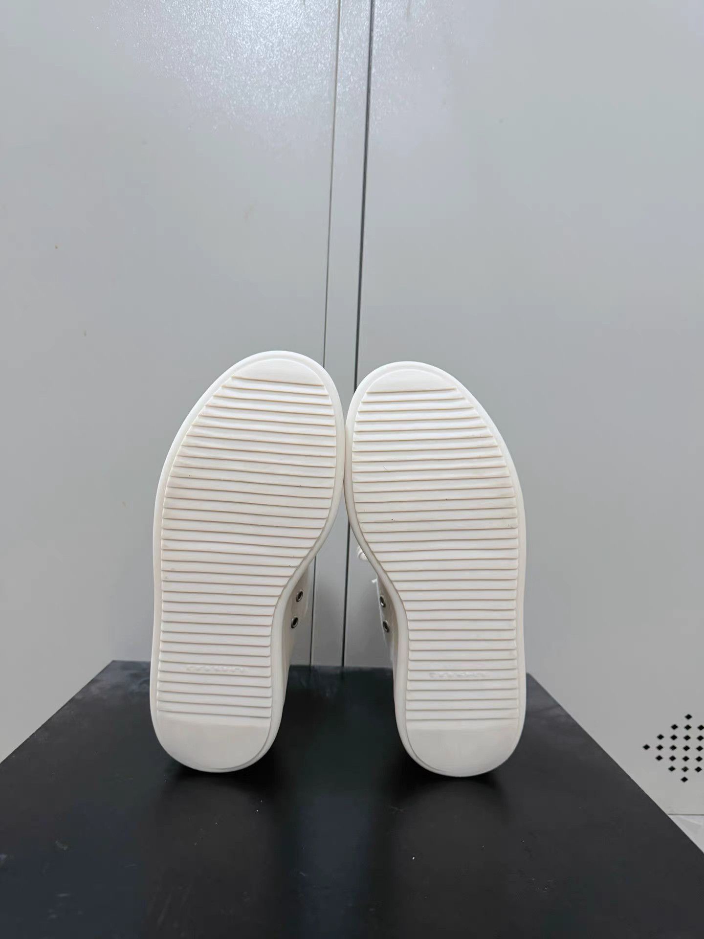 Rick Owens Drkshdw Rick Owens Drkshdw milk white Converse high-top sneakers Size US 8 / IT 38 - 4 Thumbnail