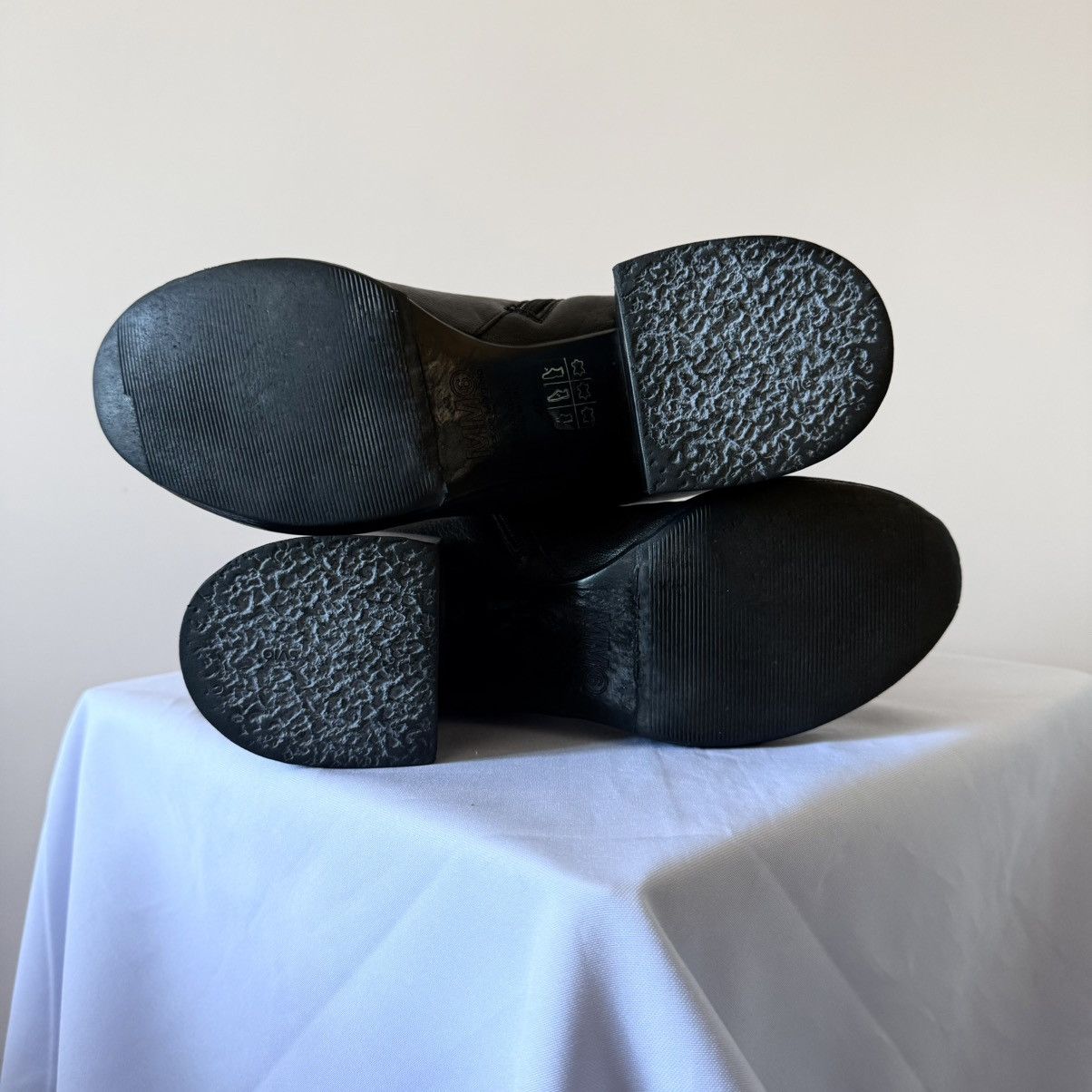 Maison Margiela Maison Margiela MM6 Leather Ankle Black Heels Boots Size US 10 / IT 40 - 9 Thumbnail