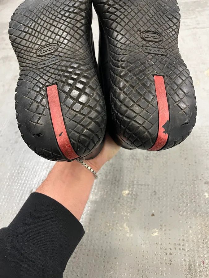 Prada AW1999 Prada Black Leather Slip-On Vibram Sole Boots Size US 8.5 / IT 38.5 - 6 Thumbnail