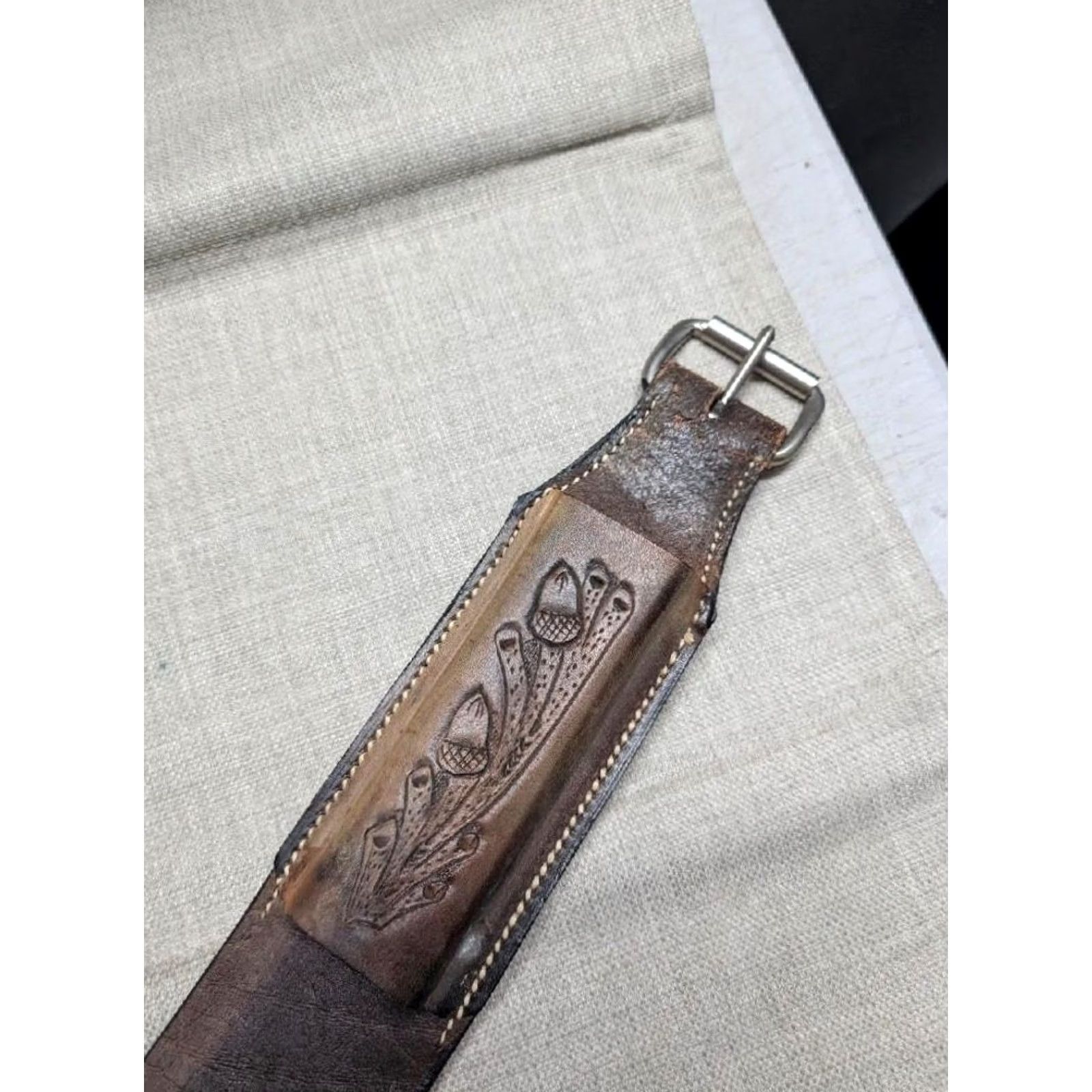 Vintage VINTAGE HOLSTER GUN BELT acrons TOOLED oak tree leather western Mens Size 42 Brown Size 42 - 5 Thumbnail
