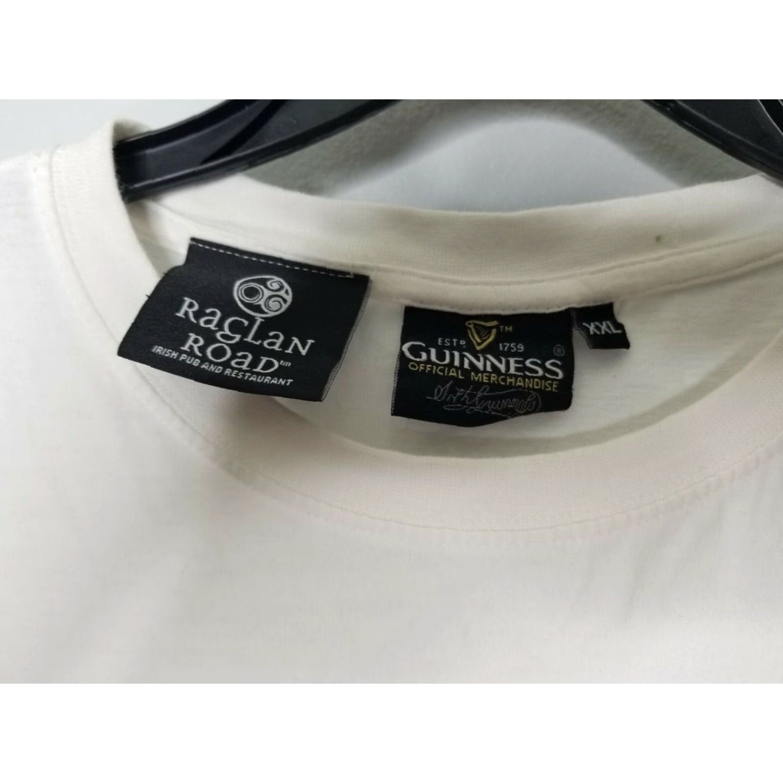 Vintage VINTAGE Guinness Mens XL T Shirt Beer Ireland St Patricks Day Logo White Cotton Crew Neck Short Sleeve Black Men Shirts 90s? Size US XL / EU 56 / 4 - 3 Thumbnail