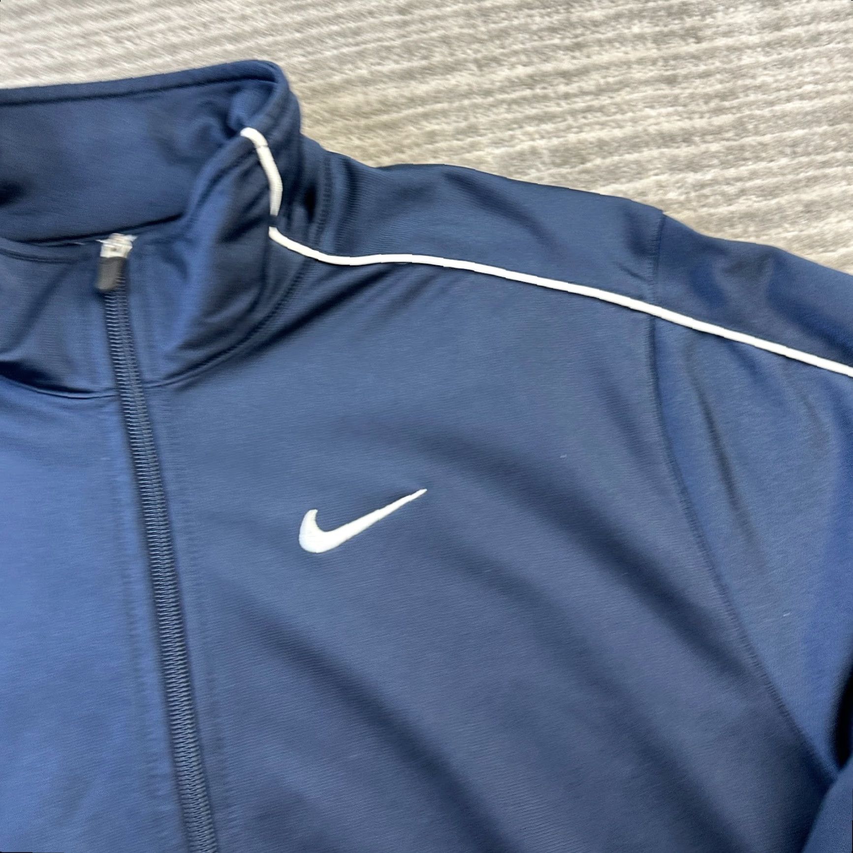 Nike VINTAGE Nike Jacket Mens Large Blue Full Zip Track Size US L / EU 52-54 / 3 - 5 Thumbnail