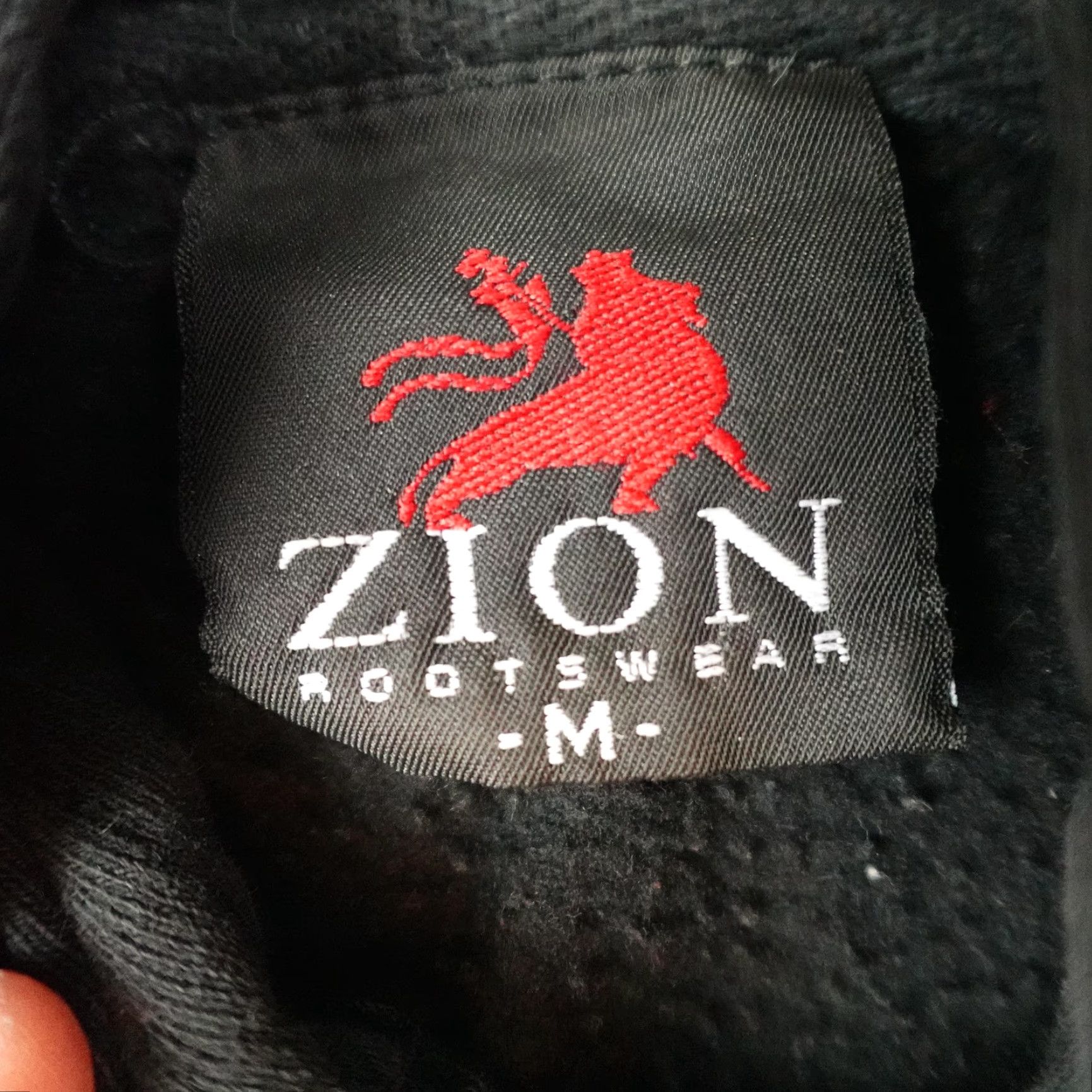 Vintage VINTAGE Bob Marley Roots Rock Reggae Hoodie Mens M Black Full Zip Graphic Zion Size US M / EU 48-50 / 2 - 6 Thumbnail