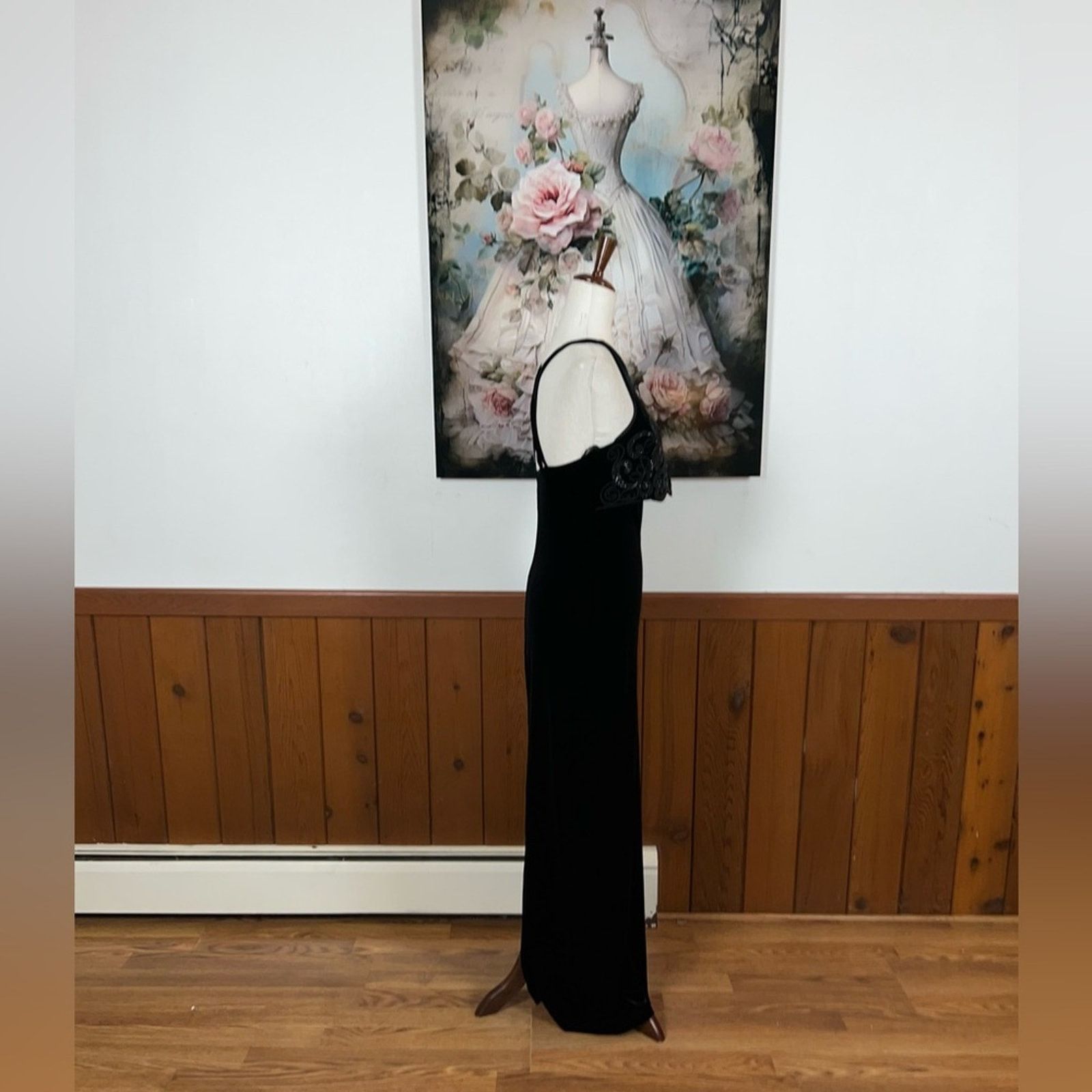Vintage Gorgeous Vintage 90s Maurice’s Black Velvet Prom Gown! Size M / US 6-8 / IT 42-44 - 4 Thumbnail