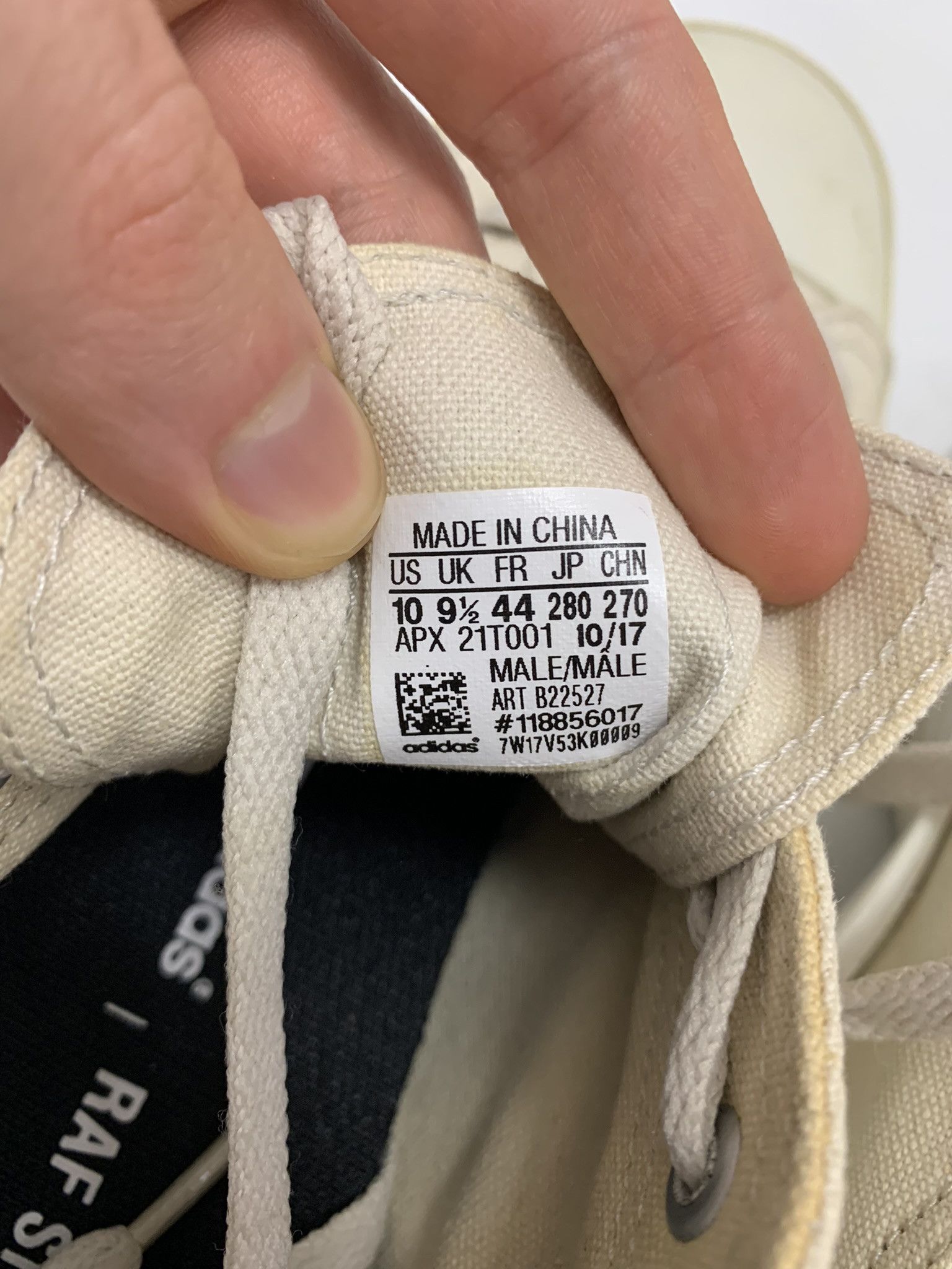 Adidas × Raf Simons Adidas X Raf Simons SS18 detroit runners Size US 10 / EU 43 - 9 Thumbnail