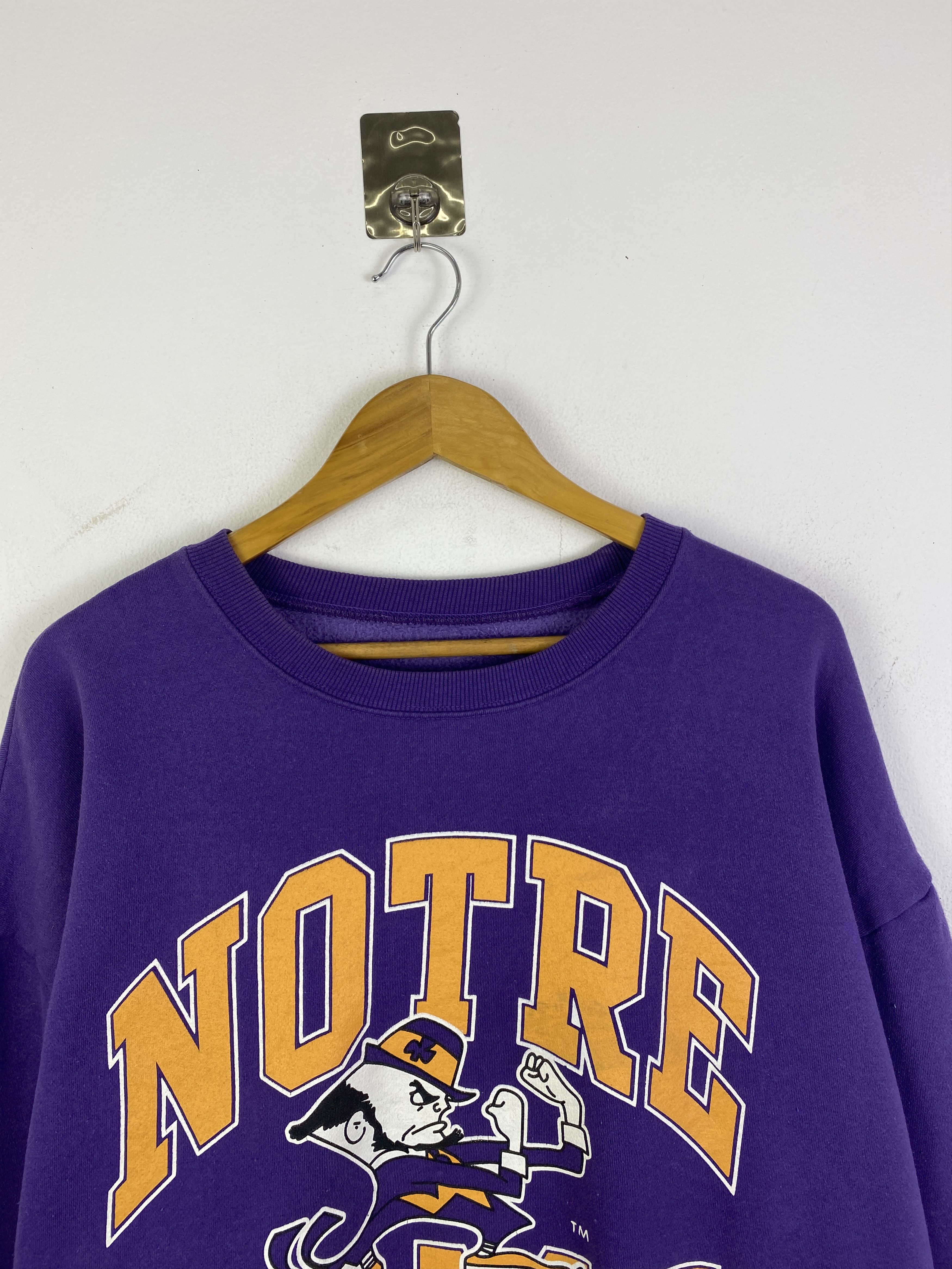 Other Vintage Notre Dame Wording Pullover Sweatshirt SH0335 Size US XXL / EU 58 / 5 - 2 Thumbnail