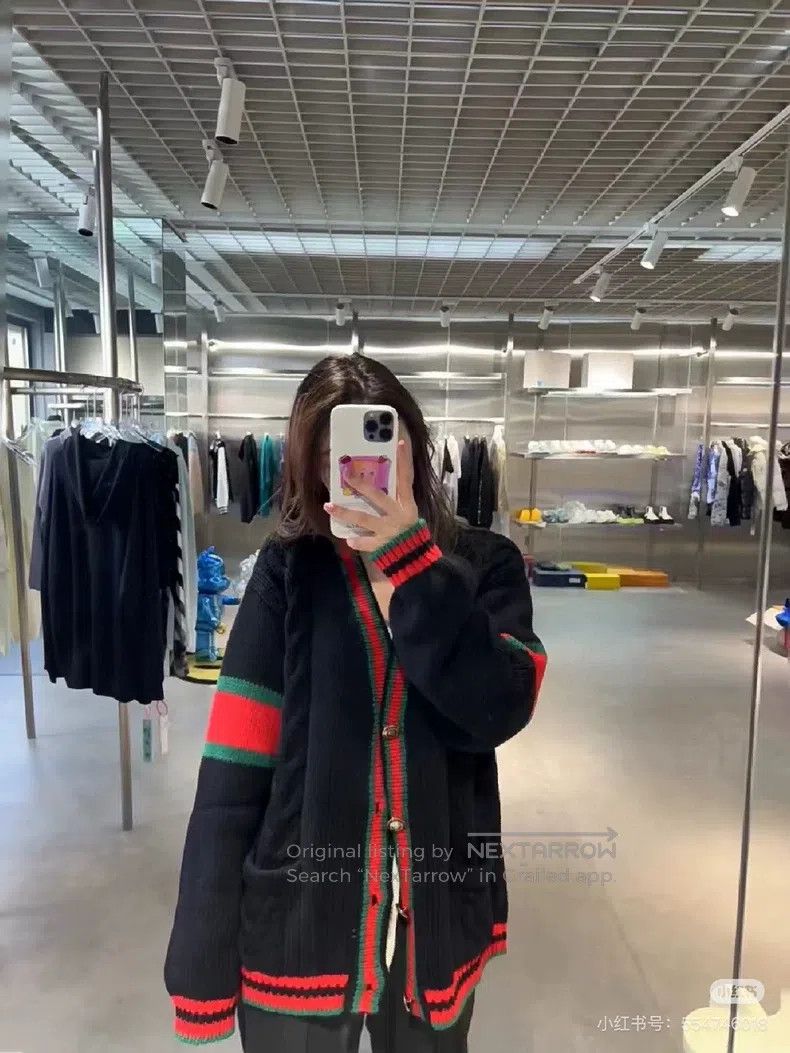 Gucci Gucci Classic black, red and green knitted cardigan coat Size US S / EU 44-46 / 1 - 5 Thumbnail