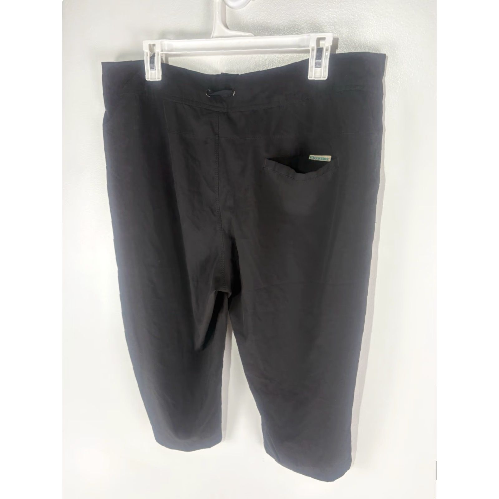 Vintage Excursion Black Soft-Shell Cropped Pants Womens Size XL Size 40" / US 18 - 4 Thumbnail