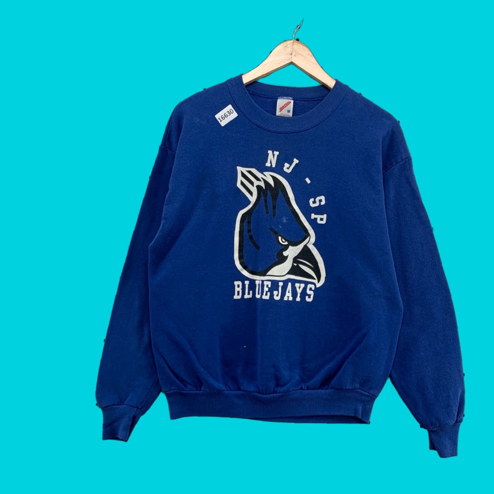Jerzees VINTAGE Blue Jays Crew Neck Sweatshirt Mens Size M Blue 21x25 90s Jerzees Sweatshirt Size US M / EU 48-50 / 2 - 1 Thumbnail