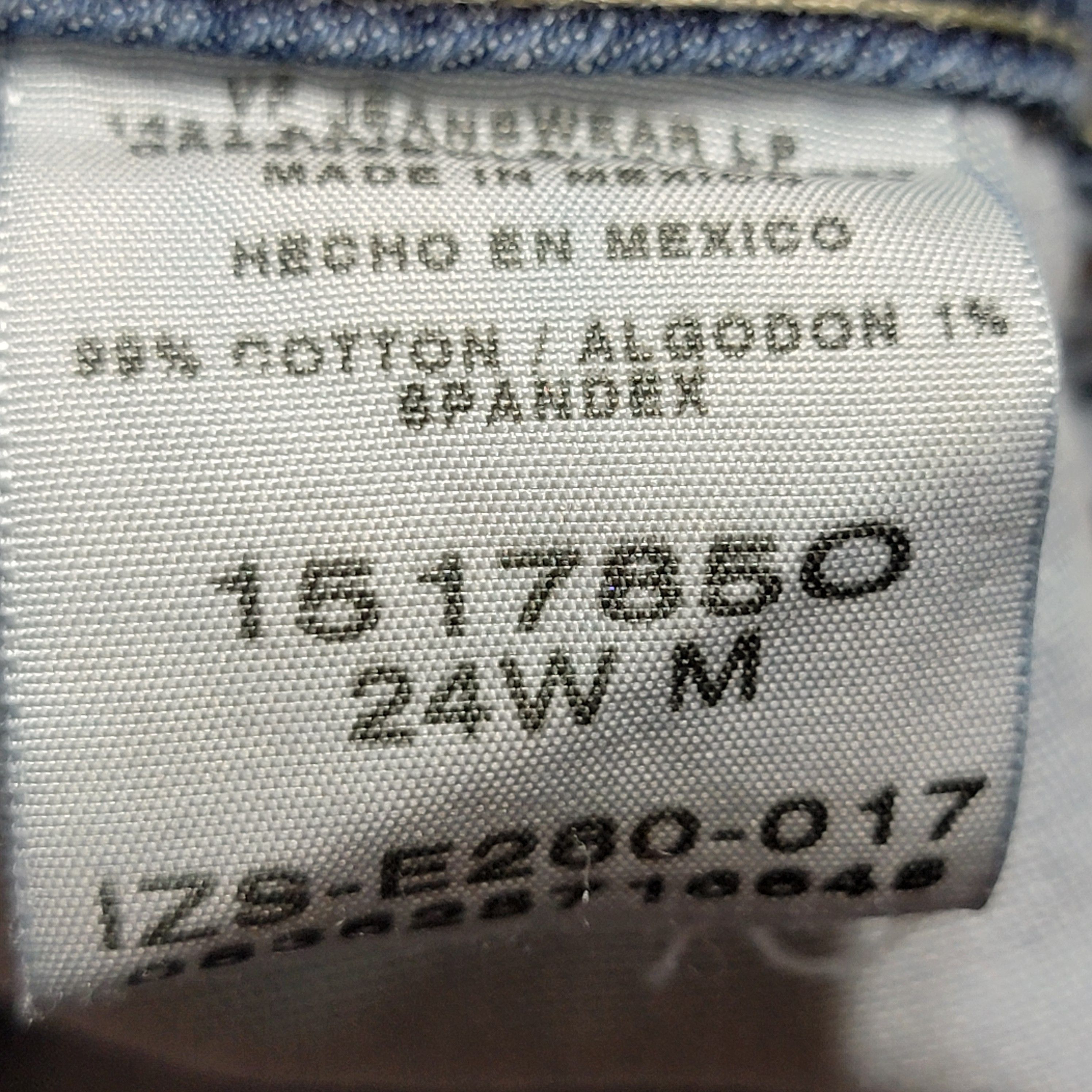 Lee Lee Riders Denim Capris - Size 24W Size 42" / US 20 - 5 Thumbnail