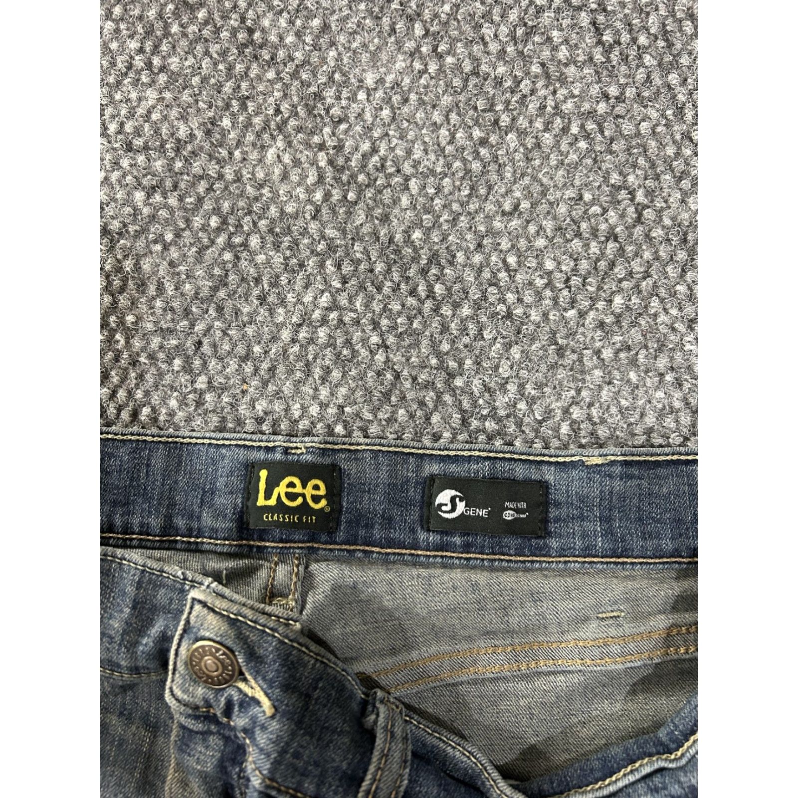 Lee Lee Jeans Mens 36x30 Blue Classic Fit Straight Leg Denim Stretch Jeans Mens 36 Inseam 30 Waist 36 Medium Blue Lee Brand Size US 36 / EU 52 - 4 Thumbnail