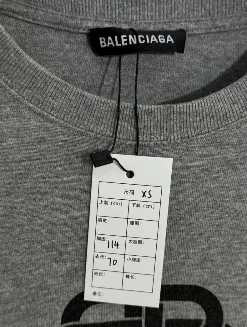Balenciaga Balenciaga grey lock short sleeves 2501-Nextarrow Size US XS / EU 42 / 0 - 2 Thumbnail