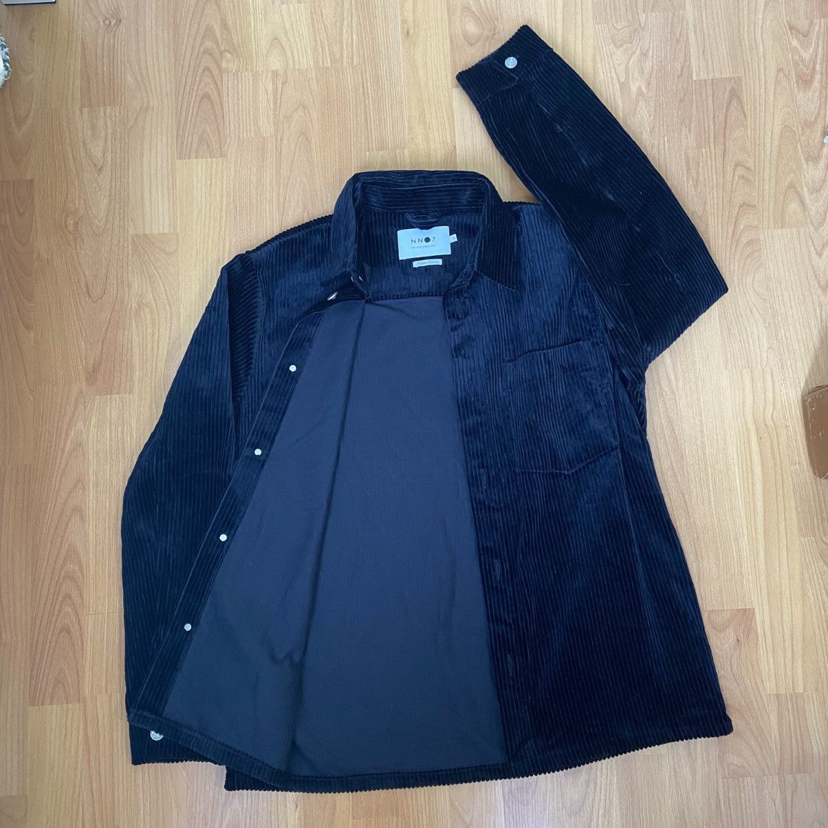 Other No Nationality Men’s Navy Corduroy Oversized Button Up Shirt Size US XL / EU 56 / 4 - 2 Thumbnail