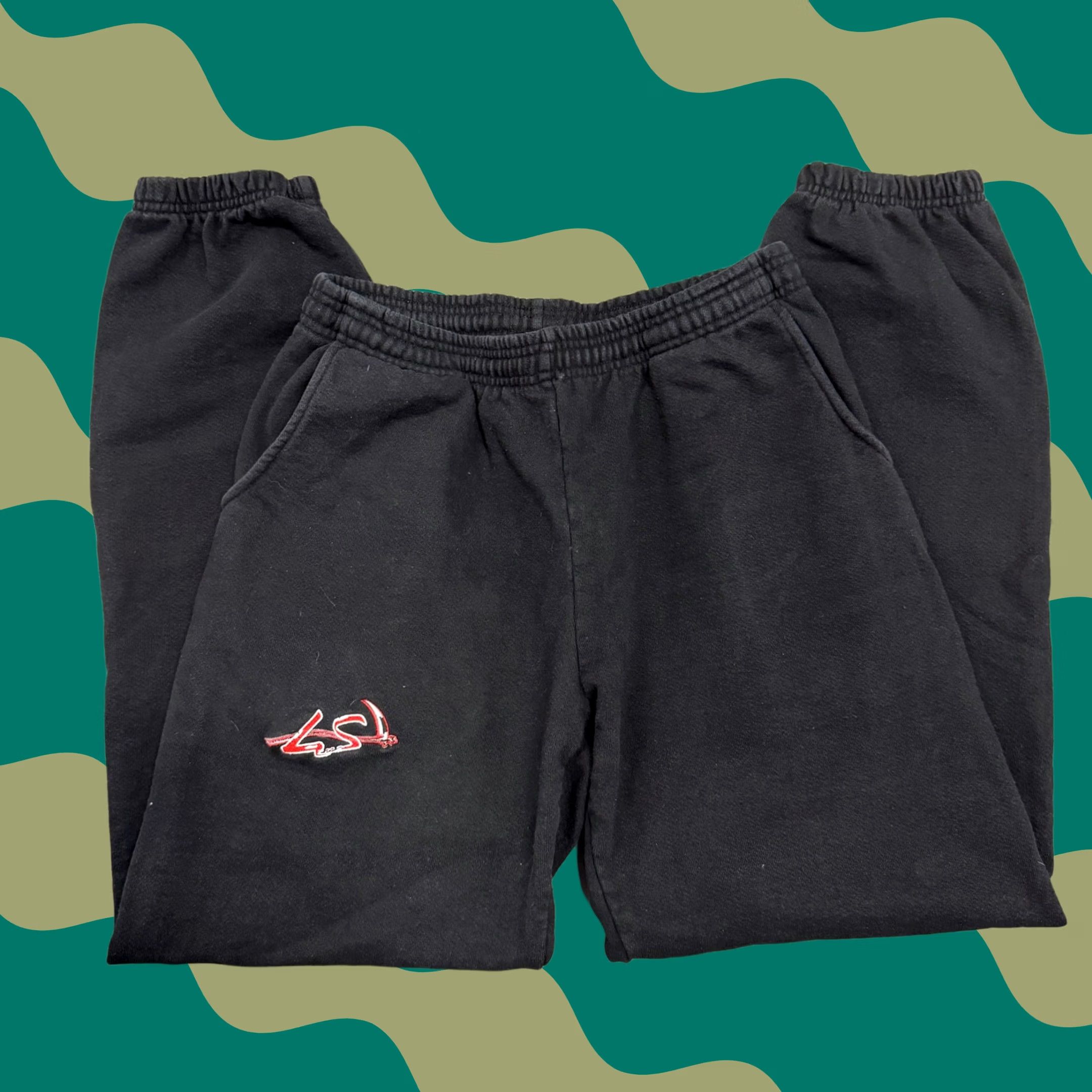 Vintage VINTAGE Lost Souls Black Embroidered Heavy Streetwear Jogger Sweatpant M Mens Black Jogger M Size US 31 - 1 Thumbnail