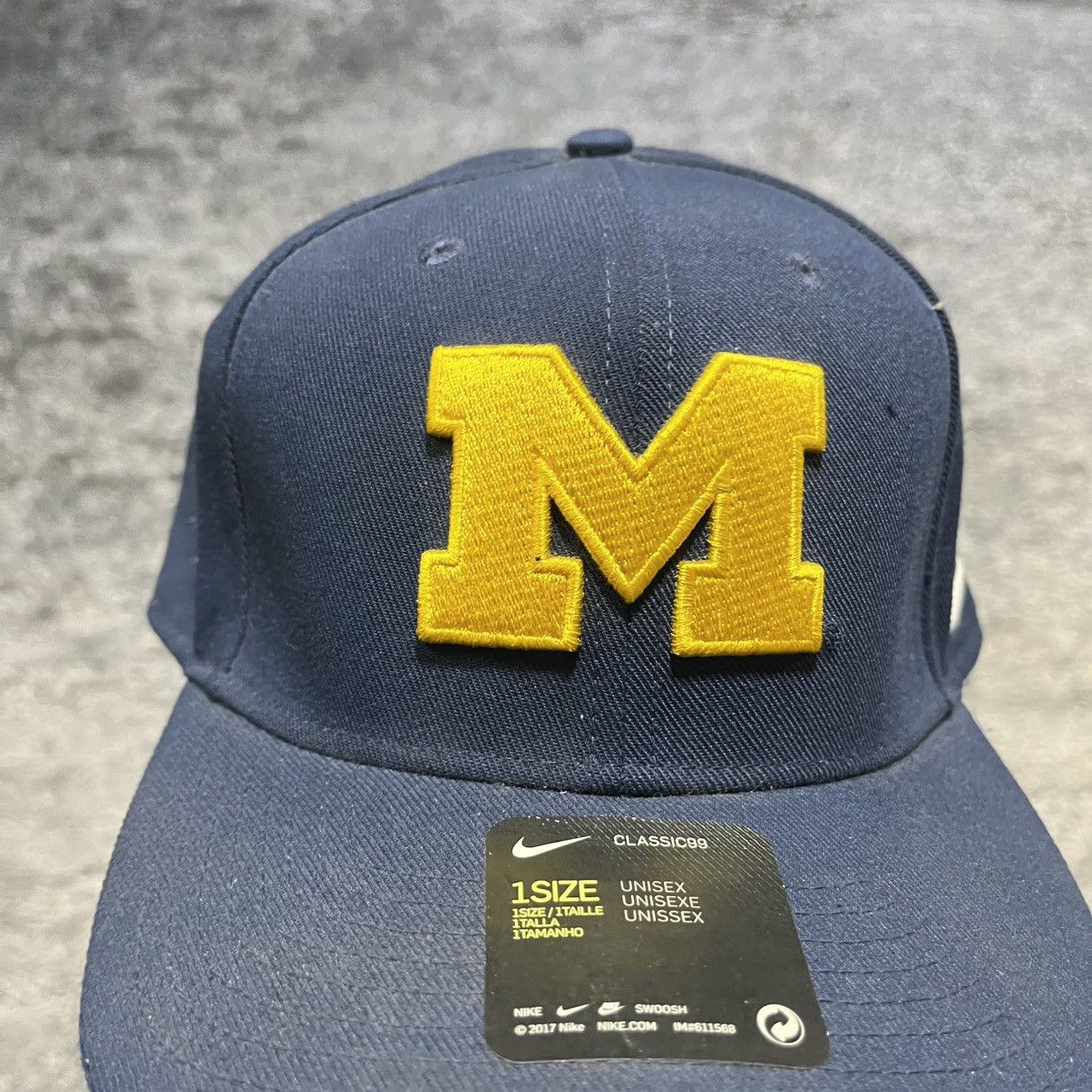 Nike Michigan Wolverines Nike Dri Fit Swoosh Hat Adjustable NWT Size ONE SIZE - 3 Thumbnail