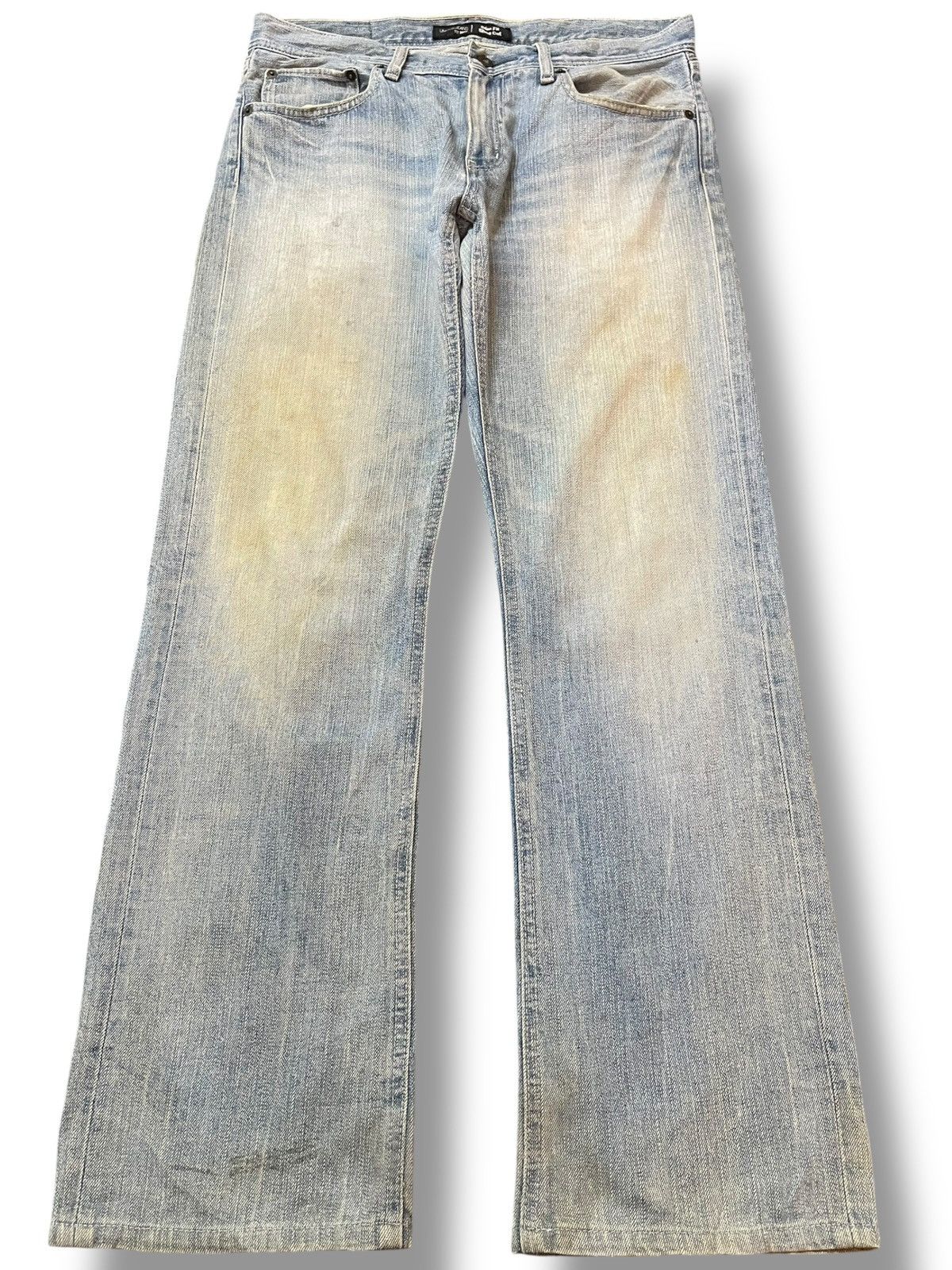 Uniqlo Vintagw Uniqlo Slim Fit Shoe Cut Faded Denim Size US 32 / EU 48 - 1 Thumbnail