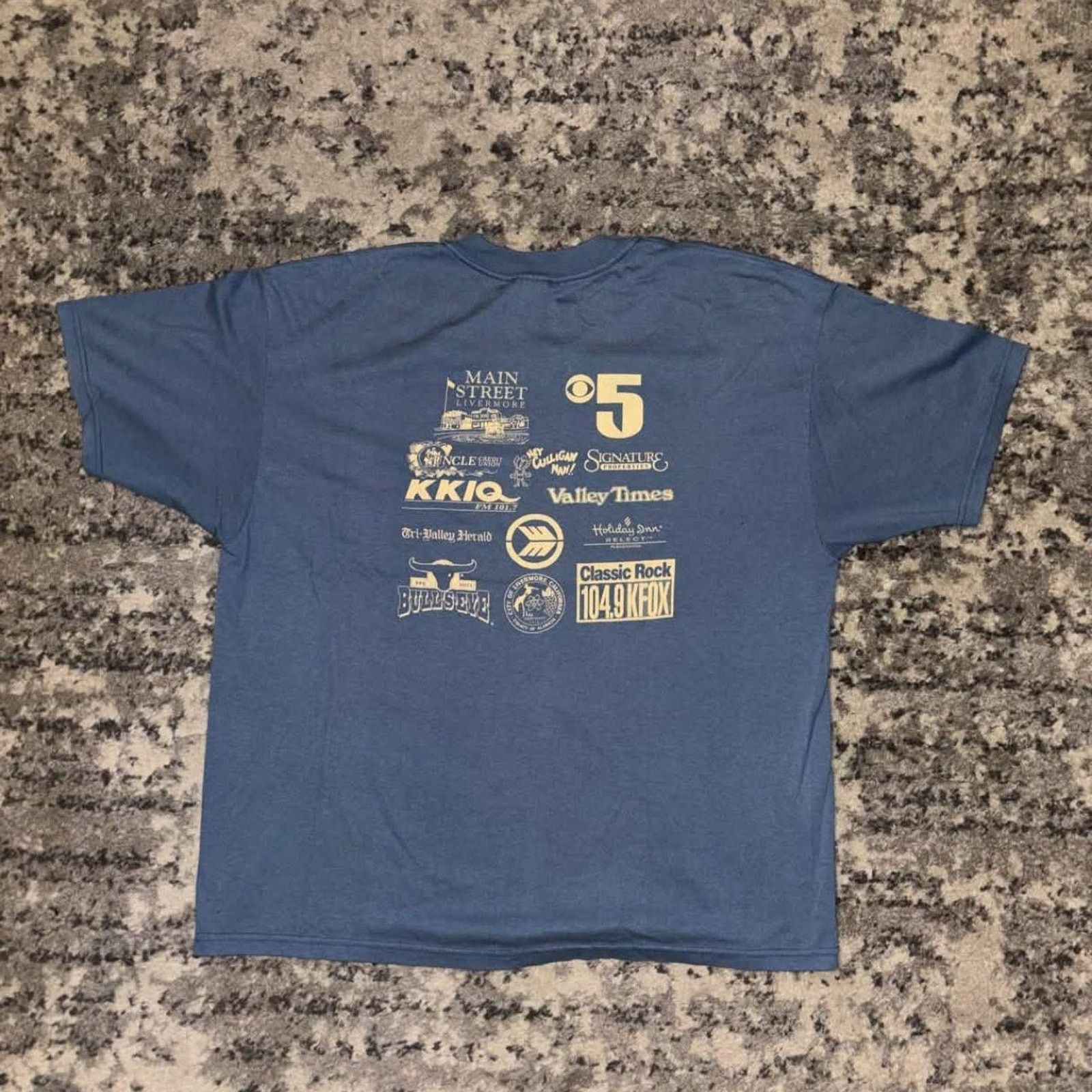 Vintage Vintage 90s Days of Wine and Honey Festival Shirt Size US XL / EU 56 / 4 - 4 Thumbnail