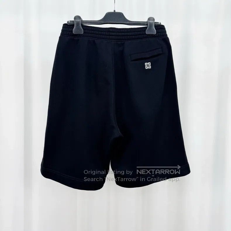 Givenchy Givenchy SizeM 23ss New Black Embroidered Letter Shorts Size US 30 / EU 46 - 2 Thumbnail
