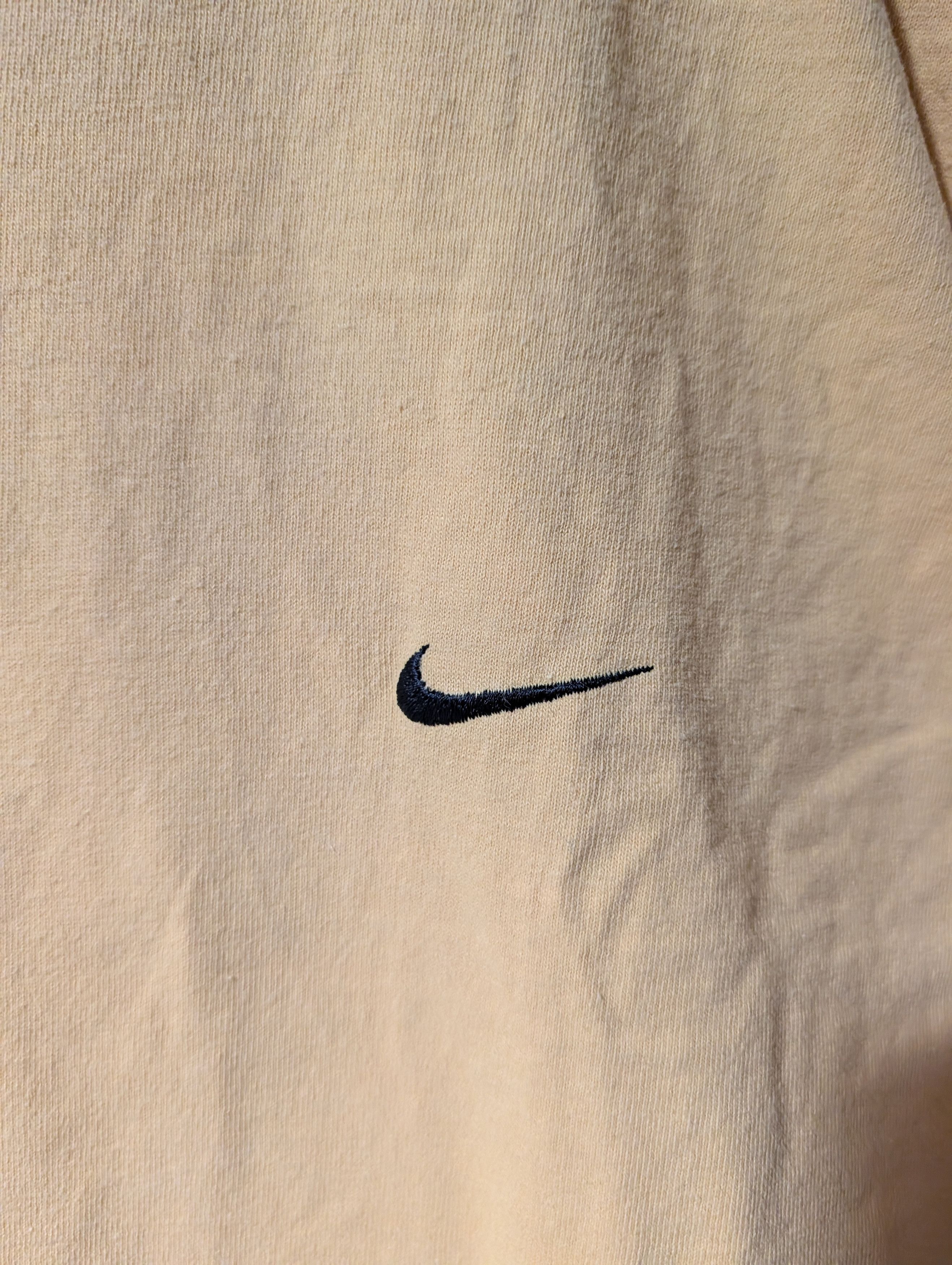 Nike Vintage Nike Mini Swoosh Essential Blank Silver Tag T-Shirt Size US L / EU 52-54 / 3 - 2 Thumbnail