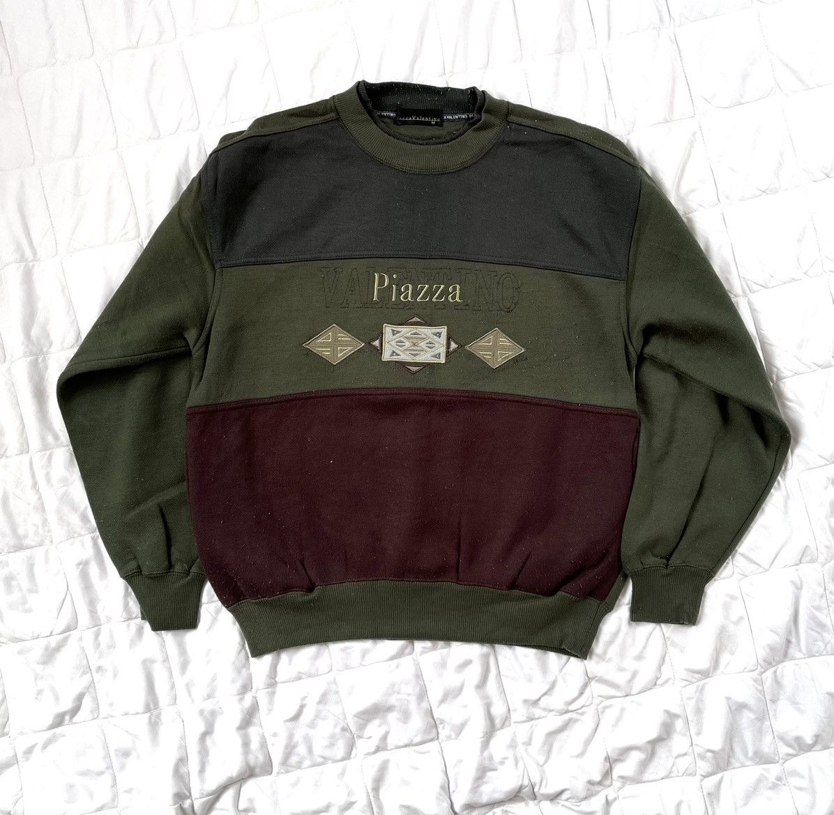Japanese Brand × Vintage Piazza Valentino Sweatshirt Vintage Size US M / EU 48-50 / 2 - 1 Thumbnail