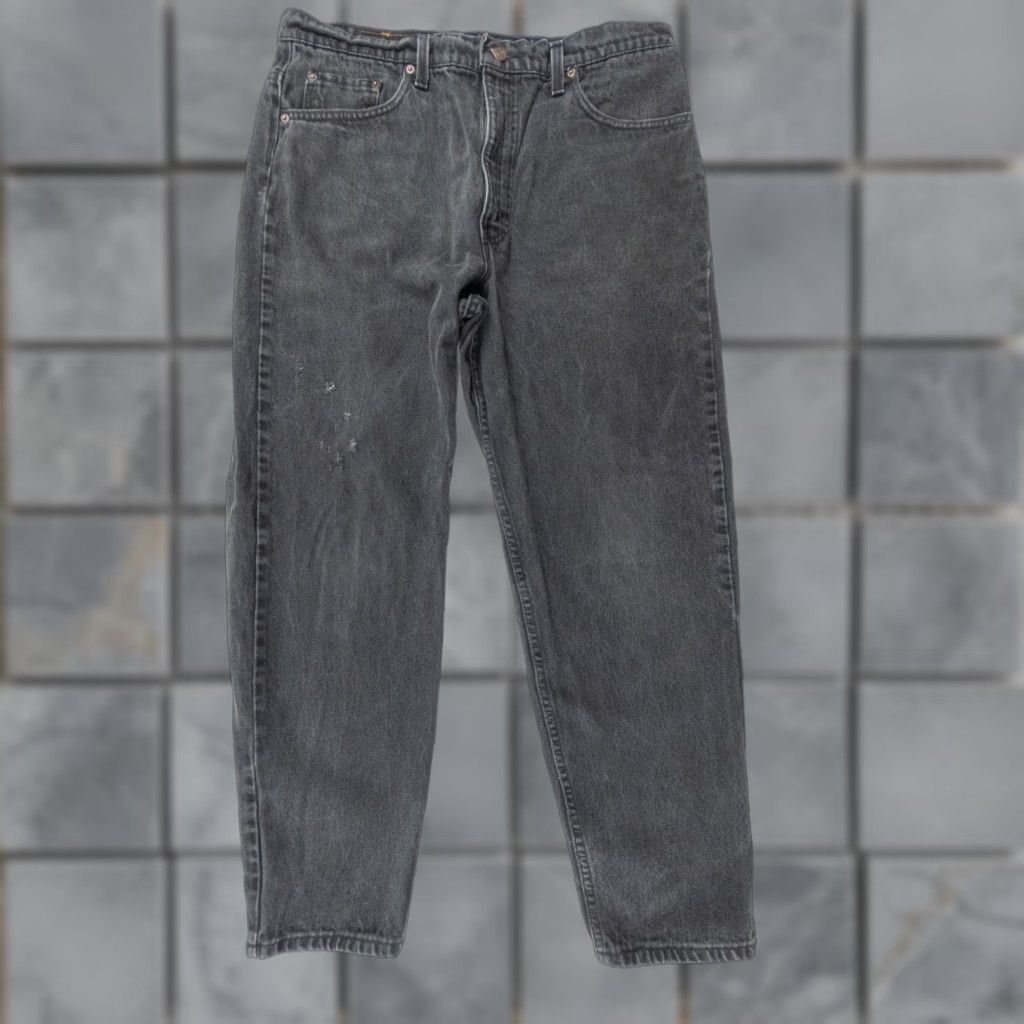 Levi's VINTAGE Levi's 550 Jeans Mens 38x30 Black Denim Tapered Relaxed Fit 90s Size US 38 / EU 54 - 1 Thumbnail
