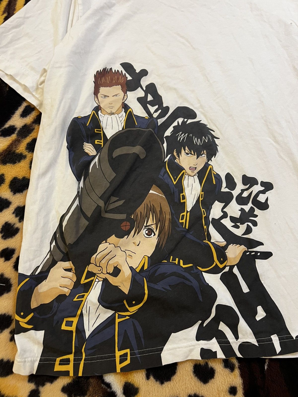 Uniqlo *RARE* UNIQLO UT XL(JPN) Gintama T-Shirt Shinsengumi White Size US XL / EU 56 / 4 - 2 Thumbnail
