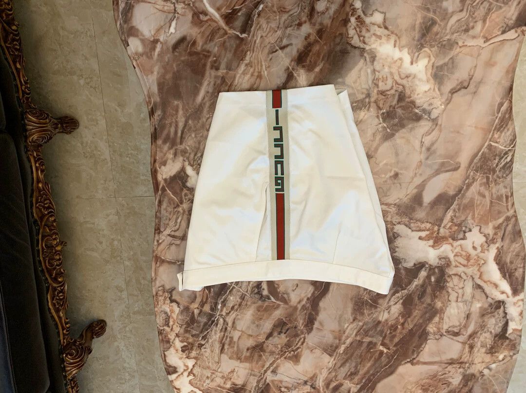 Gucci Gucci Men's New 95 New Short Size US 32 / EU 48 - 1 Thumbnail