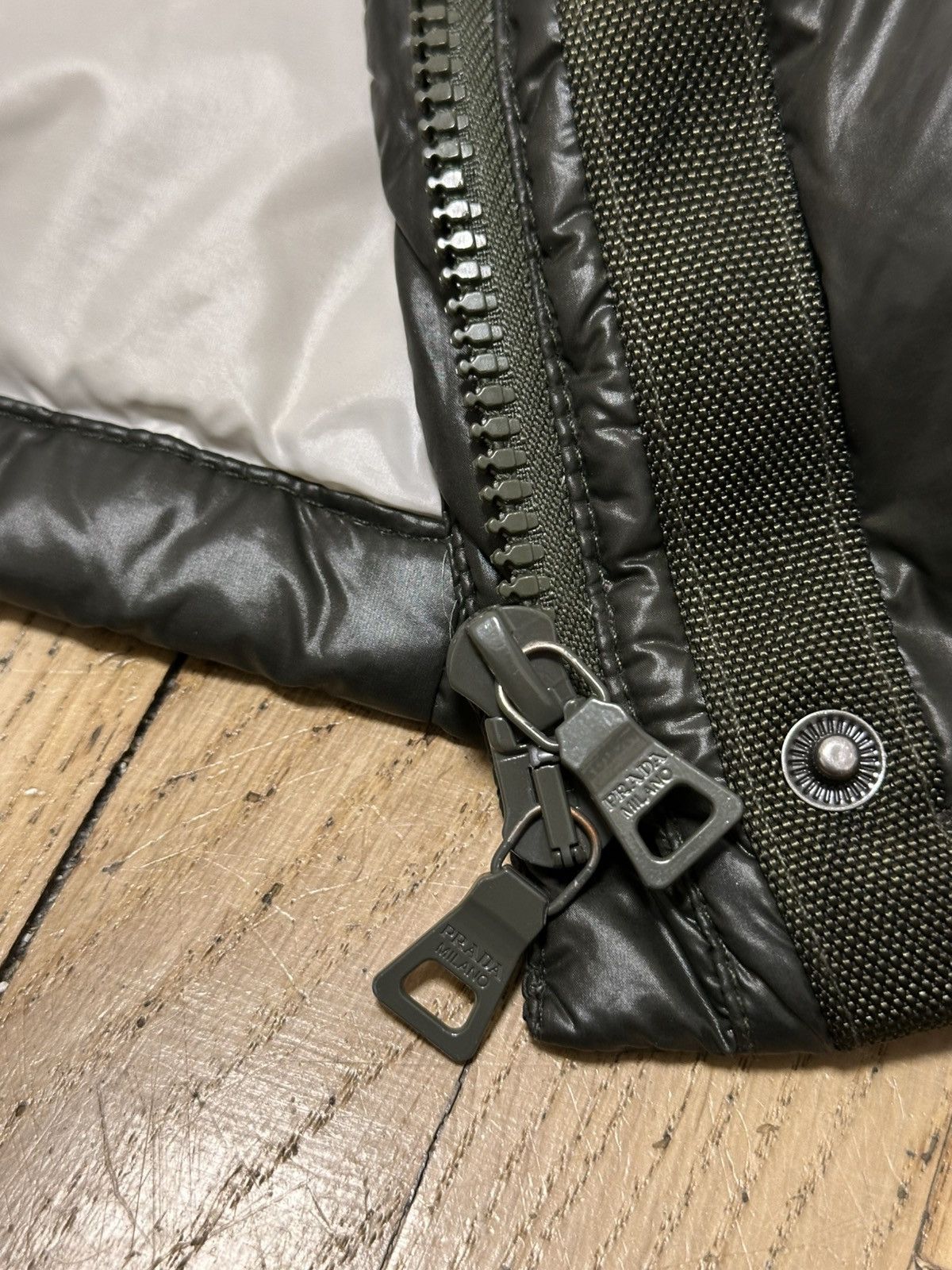 Prada Prada Milano Down Jacket M Size Size M / US 6-8 / IT 42-44 - 17 Thumbnail