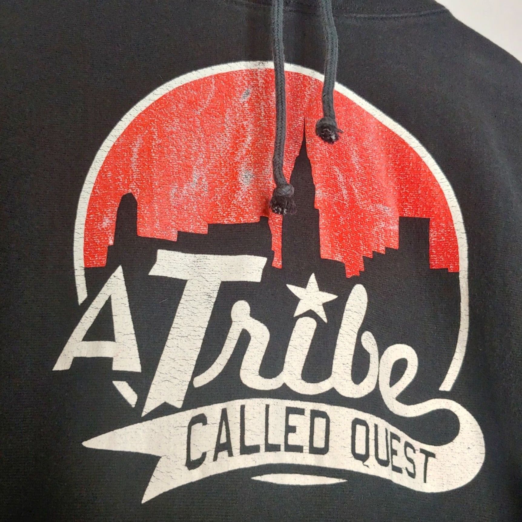Champion VINTAGE Champion Reverse Weave Sweatshirt Hoodie A Tribe Called Quest Mens Medium Black 90s Hip Hop Band Size US M / EU 48-50 / 2 - 2 Thumbnail