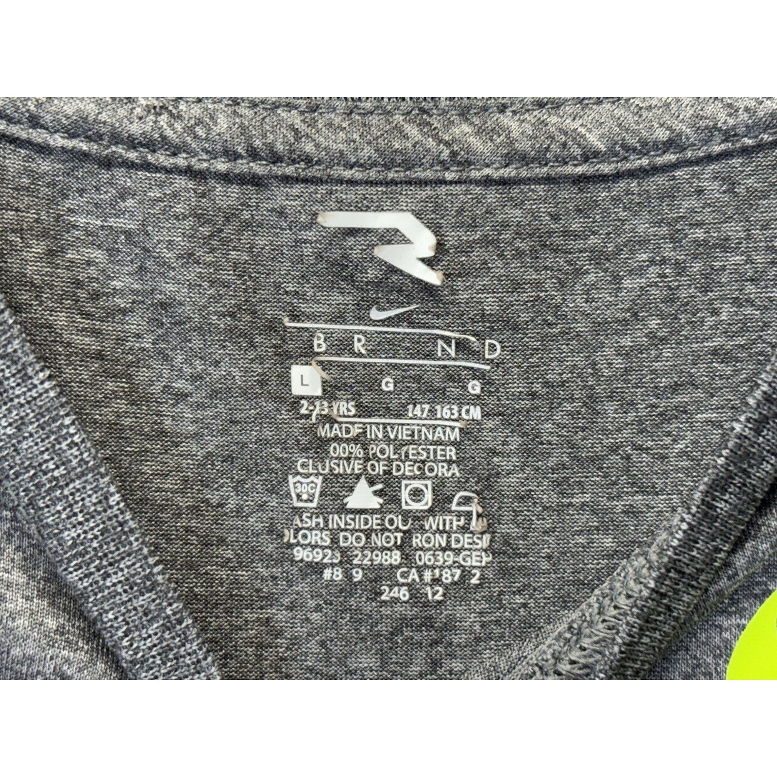 Nike Nike Dri-Fit Youth Large Gray Graphic T-Shirt Boys L Size US L / EU 52-54 / 3 - 5 Thumbnail