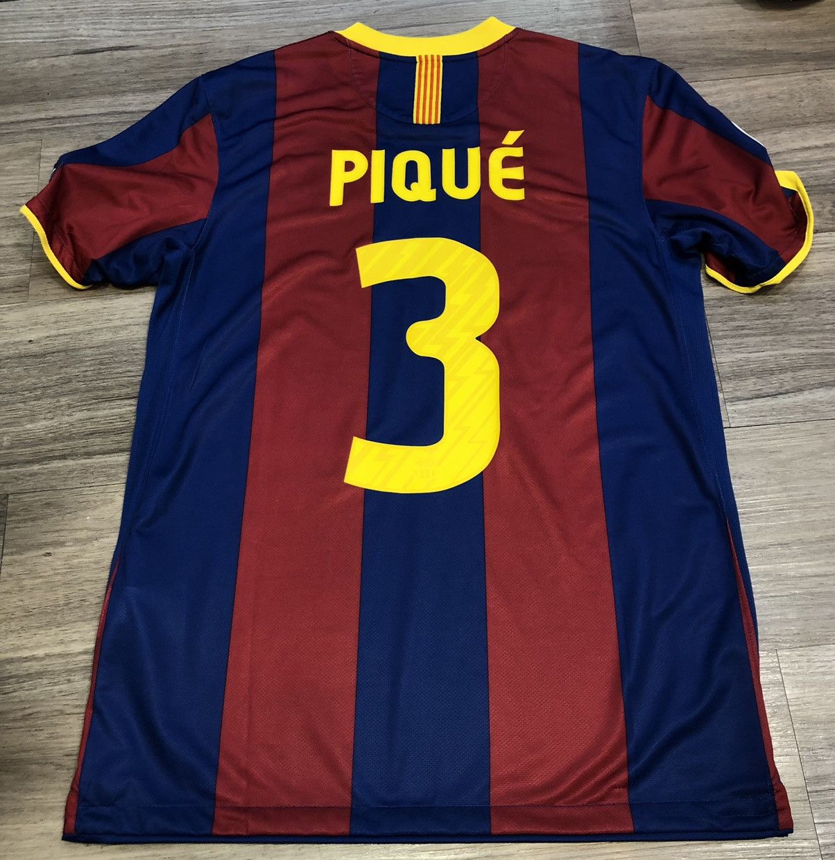 Nike Barcelona 10/11 home shirt #3 Pique | Grailed