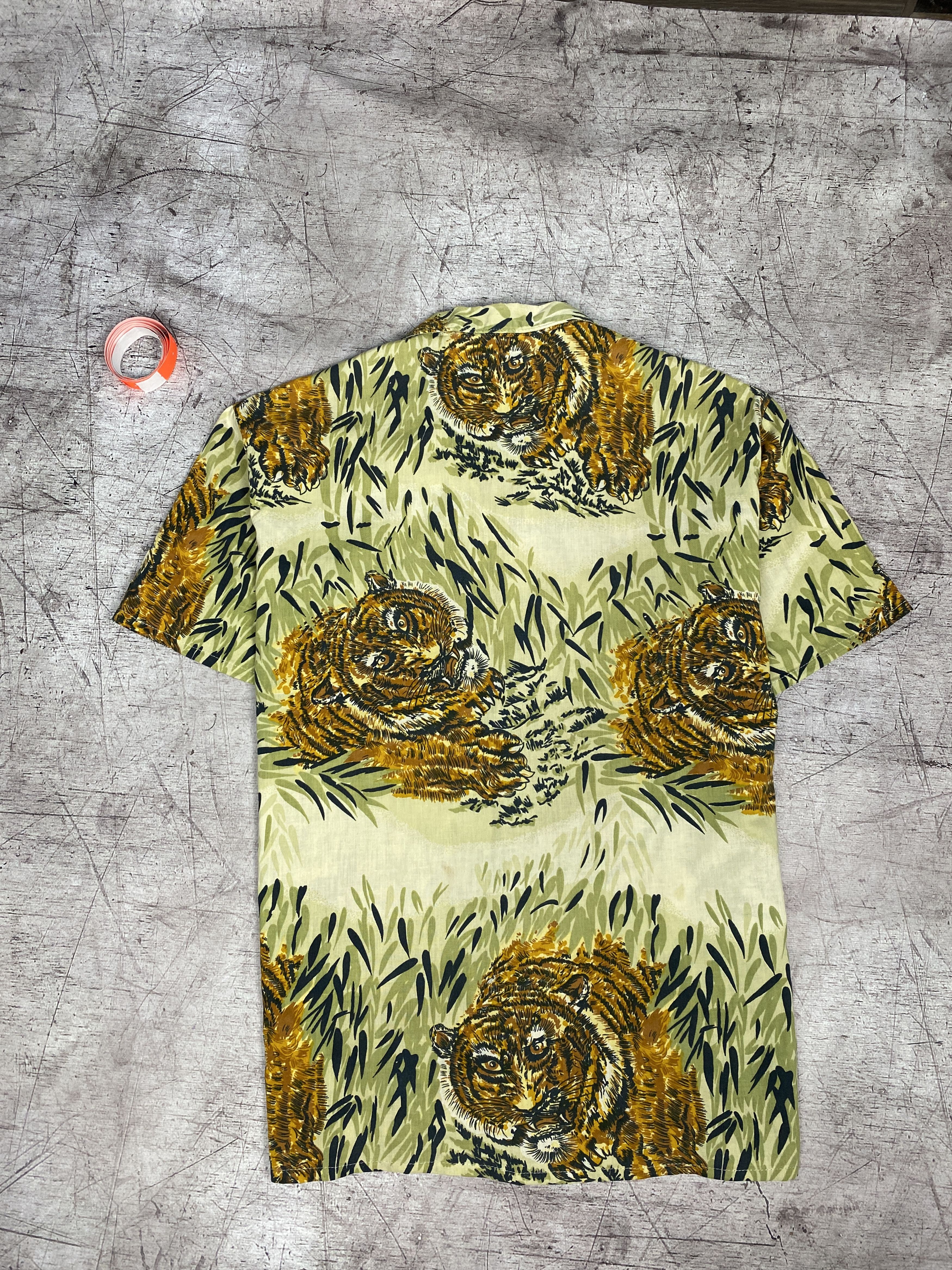 Vintage Vintage Hawaiian Shirt Grafic Tiger y2k Size US XL / EU 56 / 4 - 5 Thumbnail