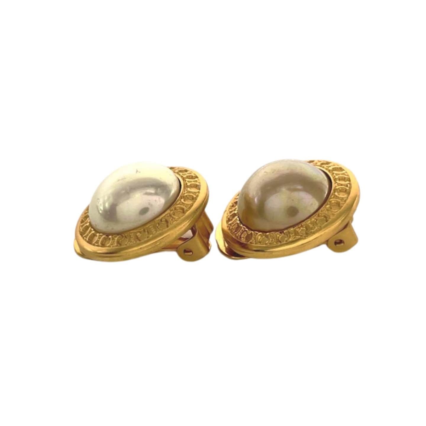 Celine Vintage Celine golden round frame faux pearl earrings. Size ONE SIZE - 5 Thumbnail