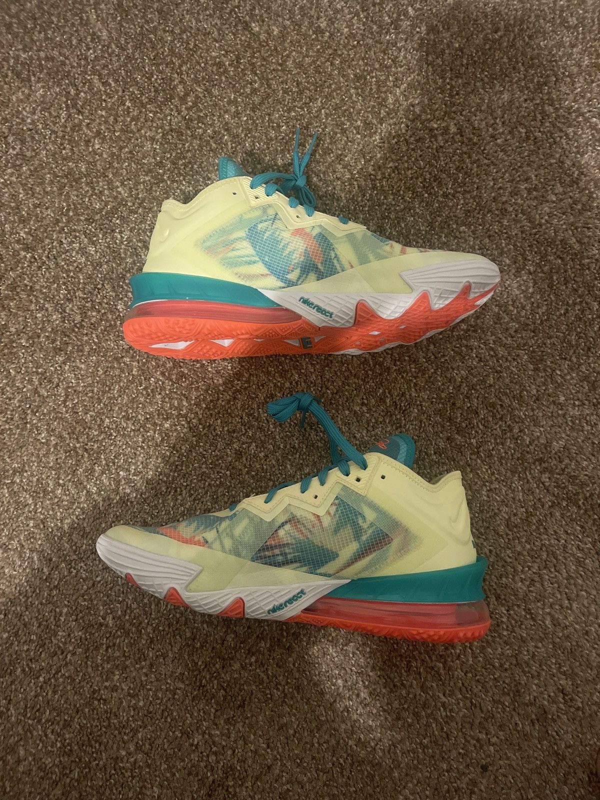 lebronald palmer socks