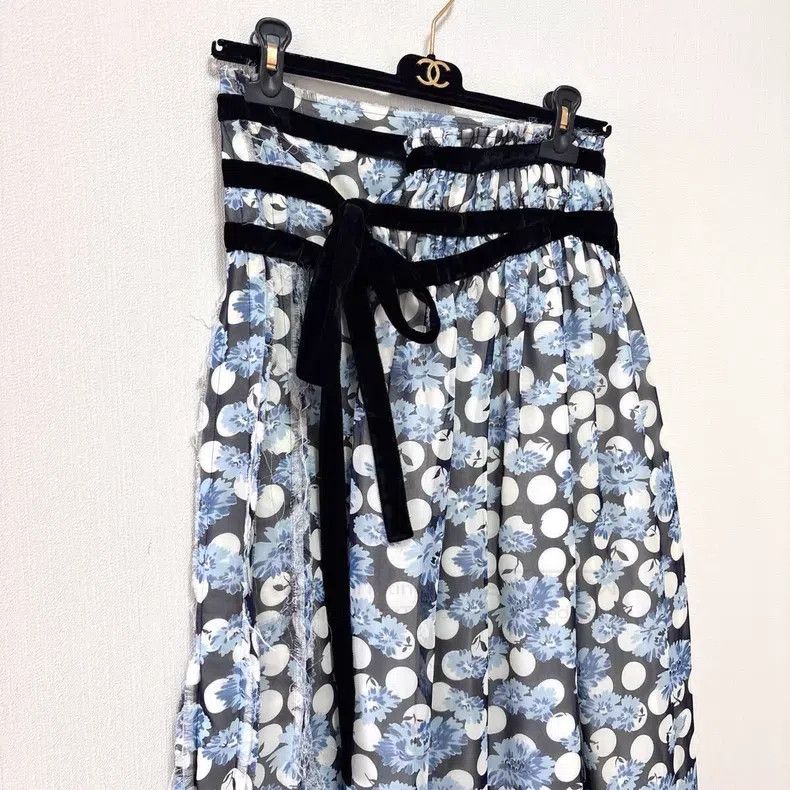 Comme des Garcons Comme Des Garcons size M Goose Down Ribbon Floral Wrap Ski Size 22" - 2 Thumbnail