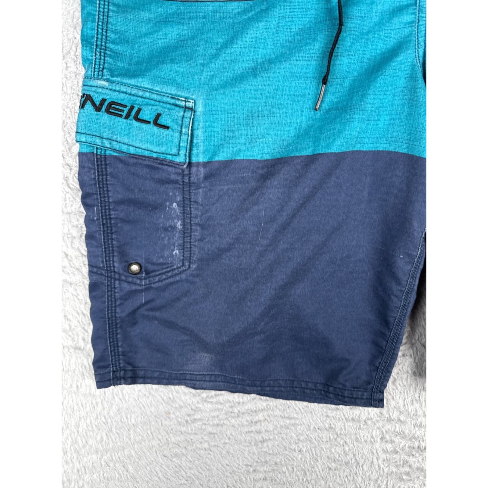O'Neill O'Neill Swim Trunks Bottom Men 34 Blue Red Cargo Pockets Striped Beach Surf 34x11 Mens Size US 34 / EU 50 - 3 Thumbnail