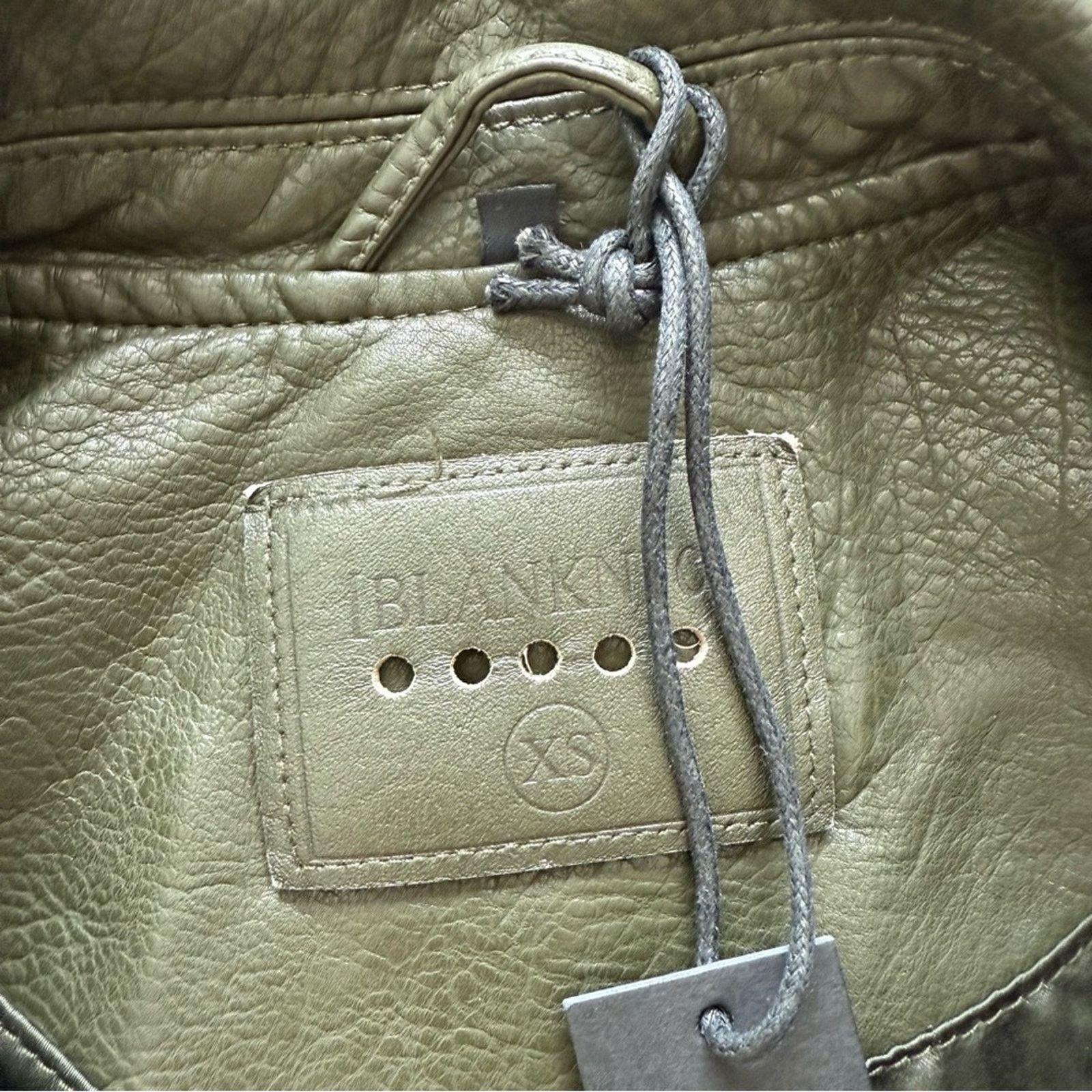 BLANKNYC NWT!!! BLANK NYC women jacket size XS Retail 250$ Size XS / US 0-2 / IT 36-38 - 7 Thumbnail