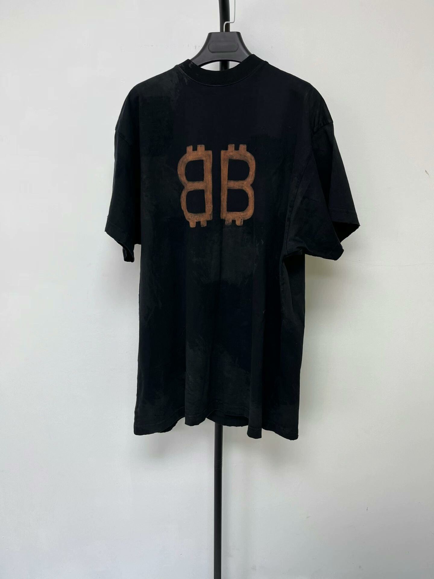 Balenciaga black logo print short sleeve t-shirt Size US S / EU 44-46 / 1 - 1 Thumbnail