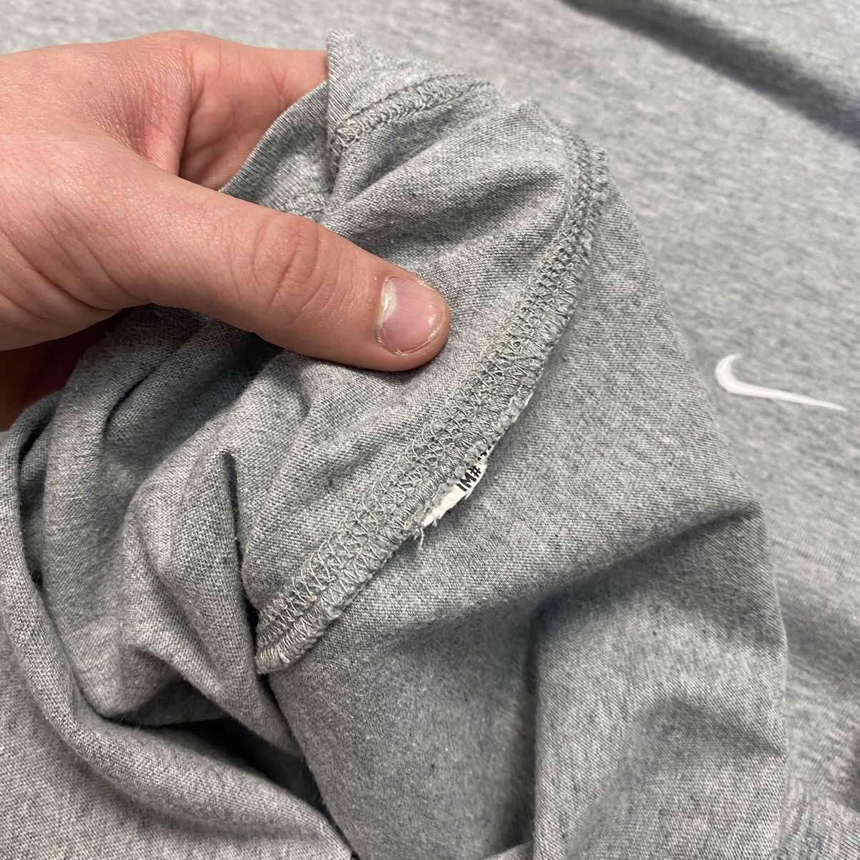 Vintage Vintage Nike Small Swoosh Grey Basic Drill tee Size US M / EU 48-50 / 2 - 8 Thumbnail