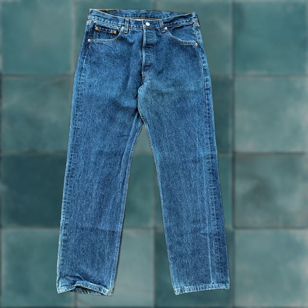 Levi's VINTAGE Levi's 501 Jeans Men's Straight Leg 90s Cotton Blue Mid Wash 34x32 Size US 34 / EU 50 - 1 Thumbnail