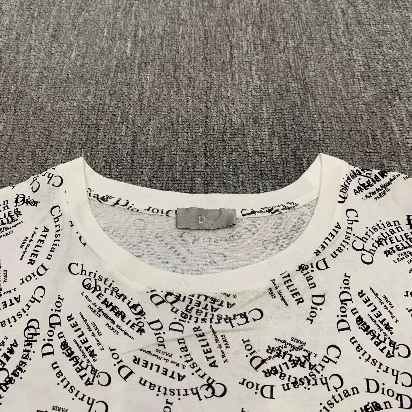 Dior Dior White Logo All Over Print L T-Shirt 98 New Size US L / EU 52-54 / 3 - 8 Thumbnail