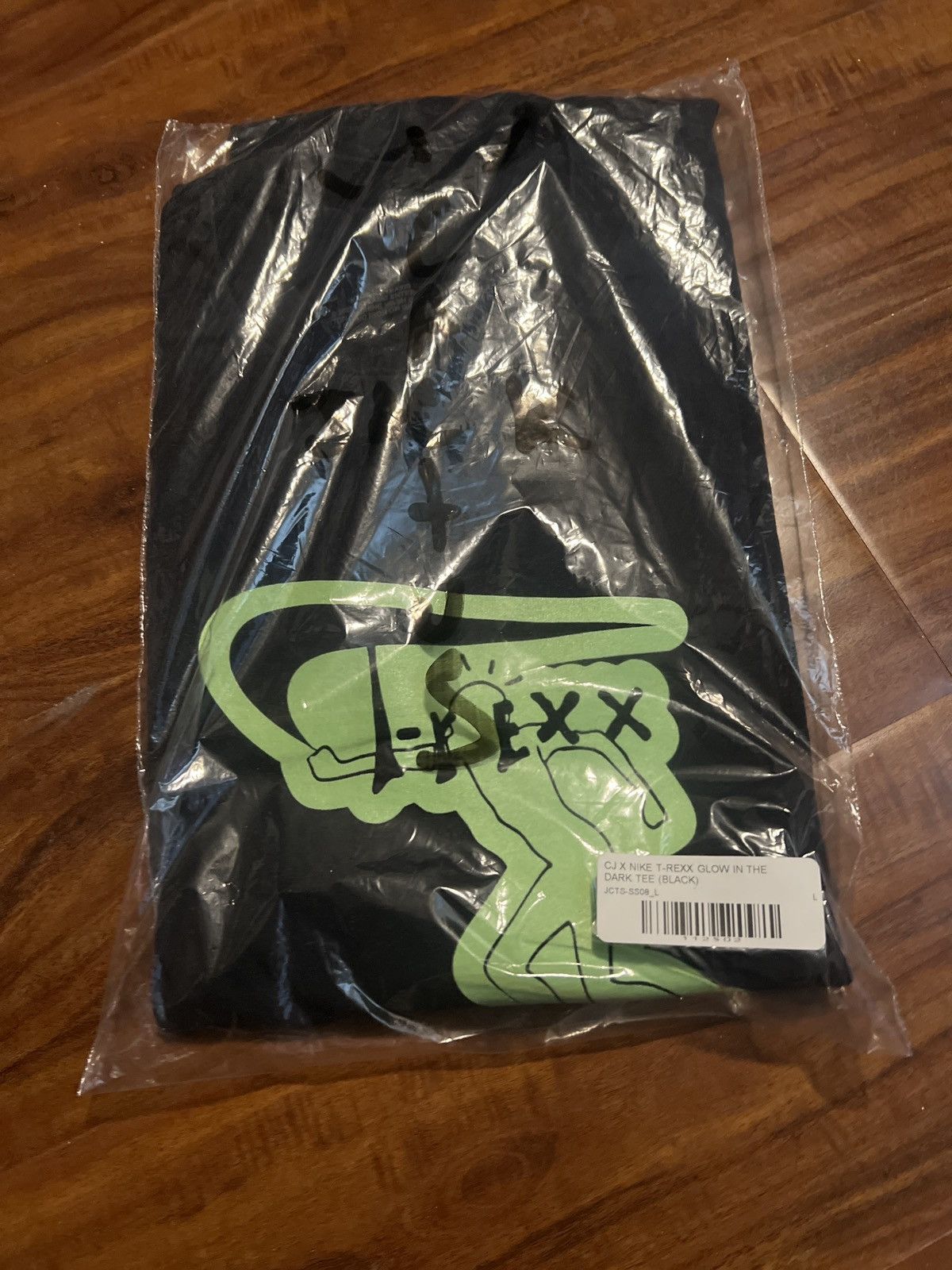 Nike × Travis Scott Cactus jack T-Rexx Glow in the dark Tee Size US L / EU 52-54 / 3 - 9 Thumbnail