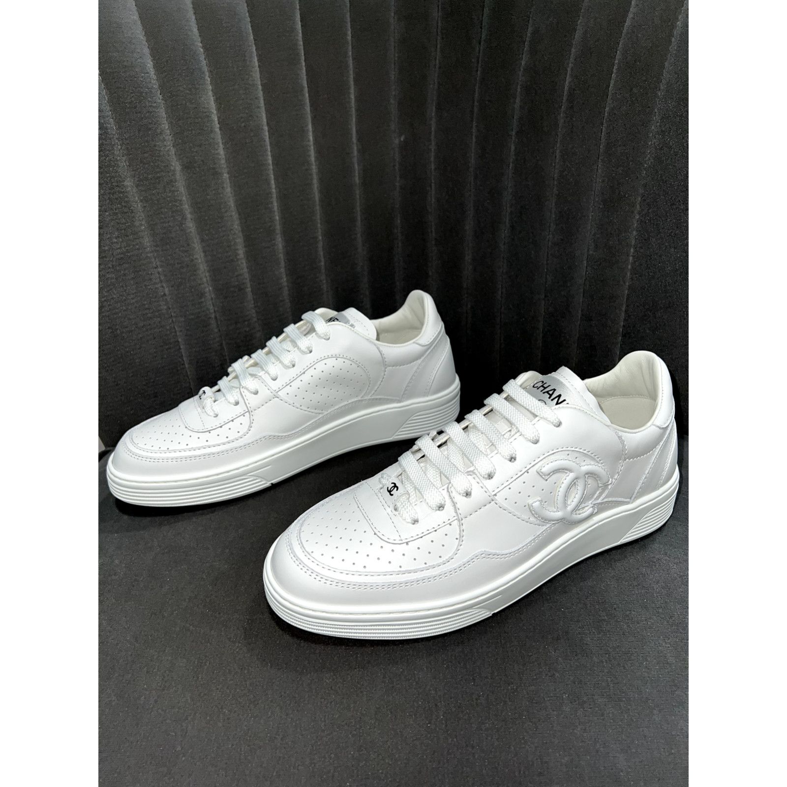 Chanel 23A Calfskin CC Logo Tie Flat Runner Trainer Sneaker 40 Size US 10 / IT 40 - 10 Thumbnail