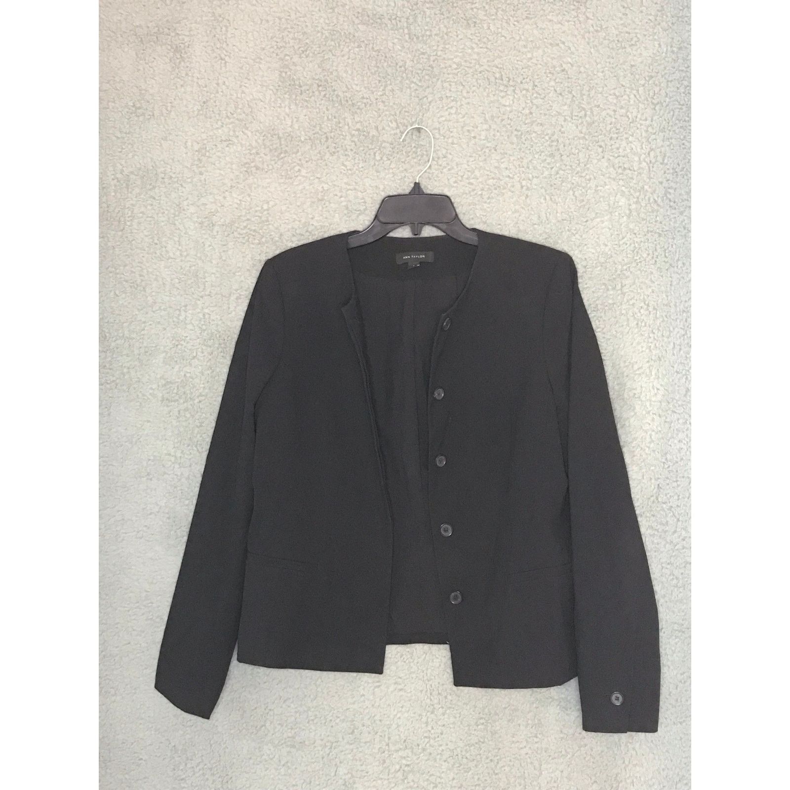 Ann Taylor NWOT Ann Taylor Classic Black Blazer 10 Size L / US 10 / IT 46 - 2 Thumbnail